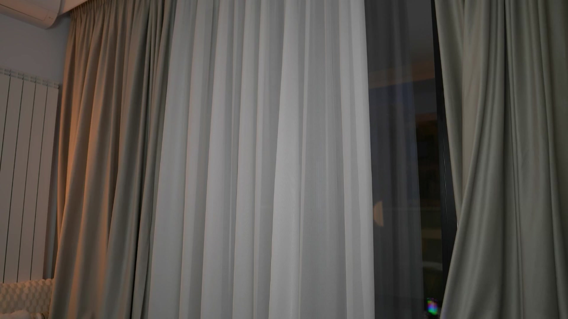 Gallery image thumbnail from EsmeLuv's myfreecams stream on, 03/08/2026, 17:48 image 14 of 20