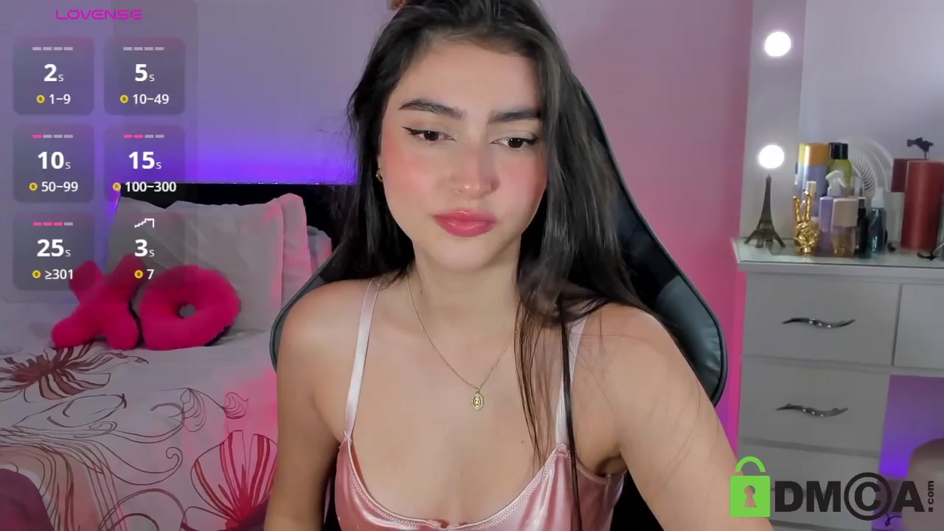Gallery image thumbnail from Esmeralda_le's myfreecams stream on, 04/12/2026, 12:12 image 17 of 20