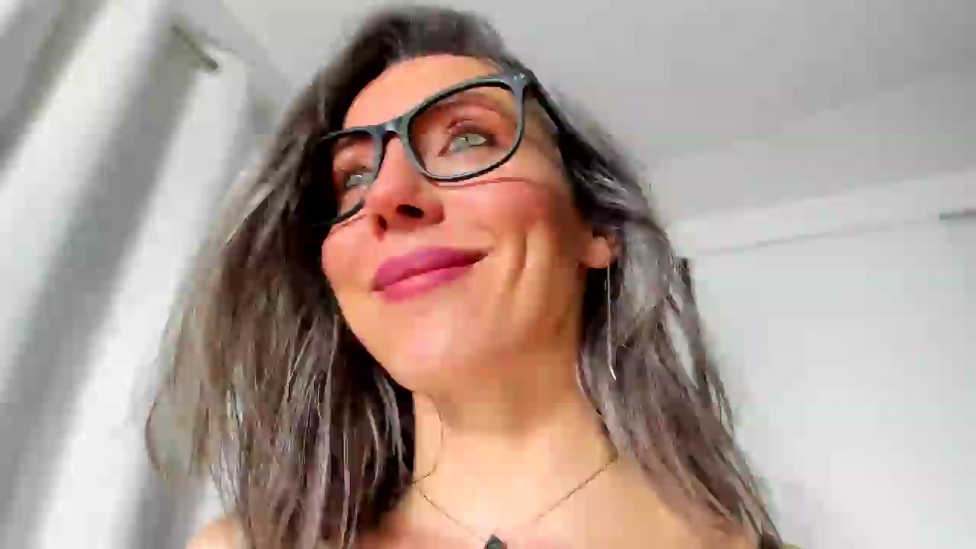 Gallery image thumbnail from Essiac's myfreecams stream on, 04/07/2026, 04:02 image 9 of 20