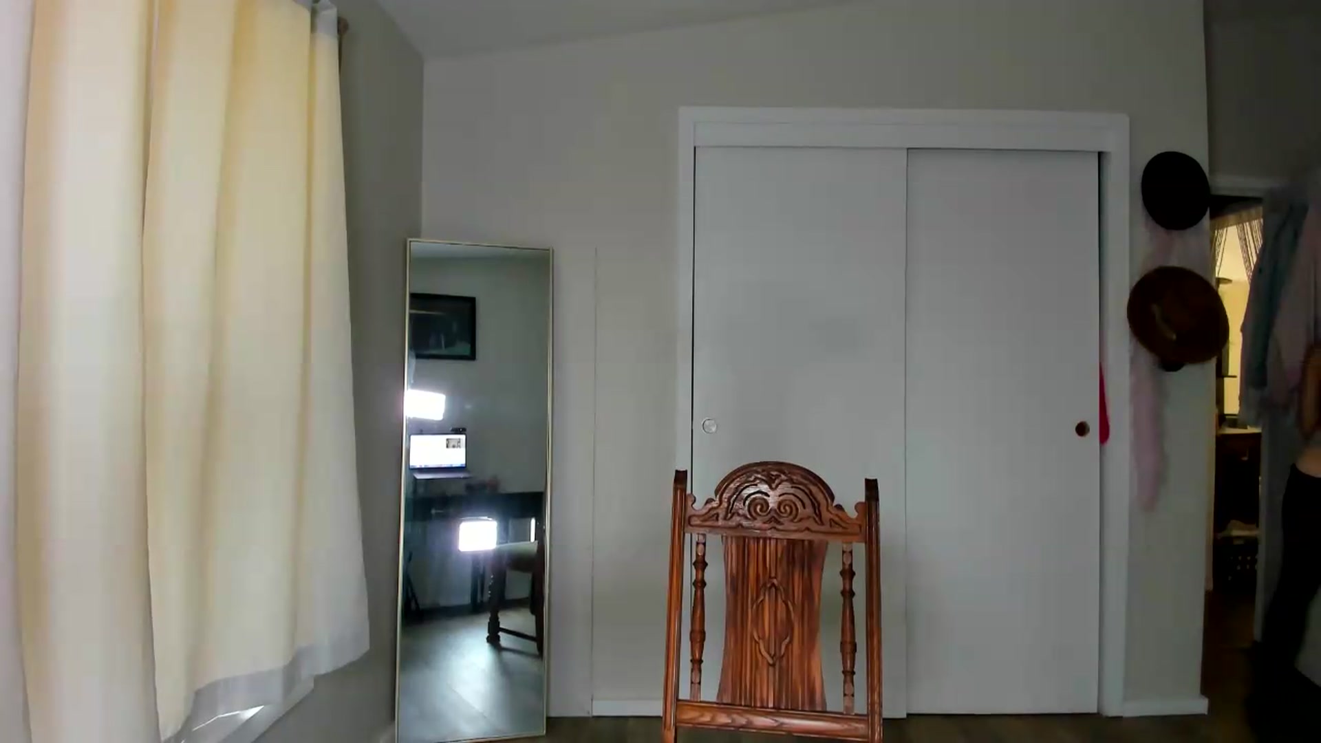 Gallery image thumbnail from Essiac's myfreecams stream on, 04/29/2026, 21:44 image 14 of 20