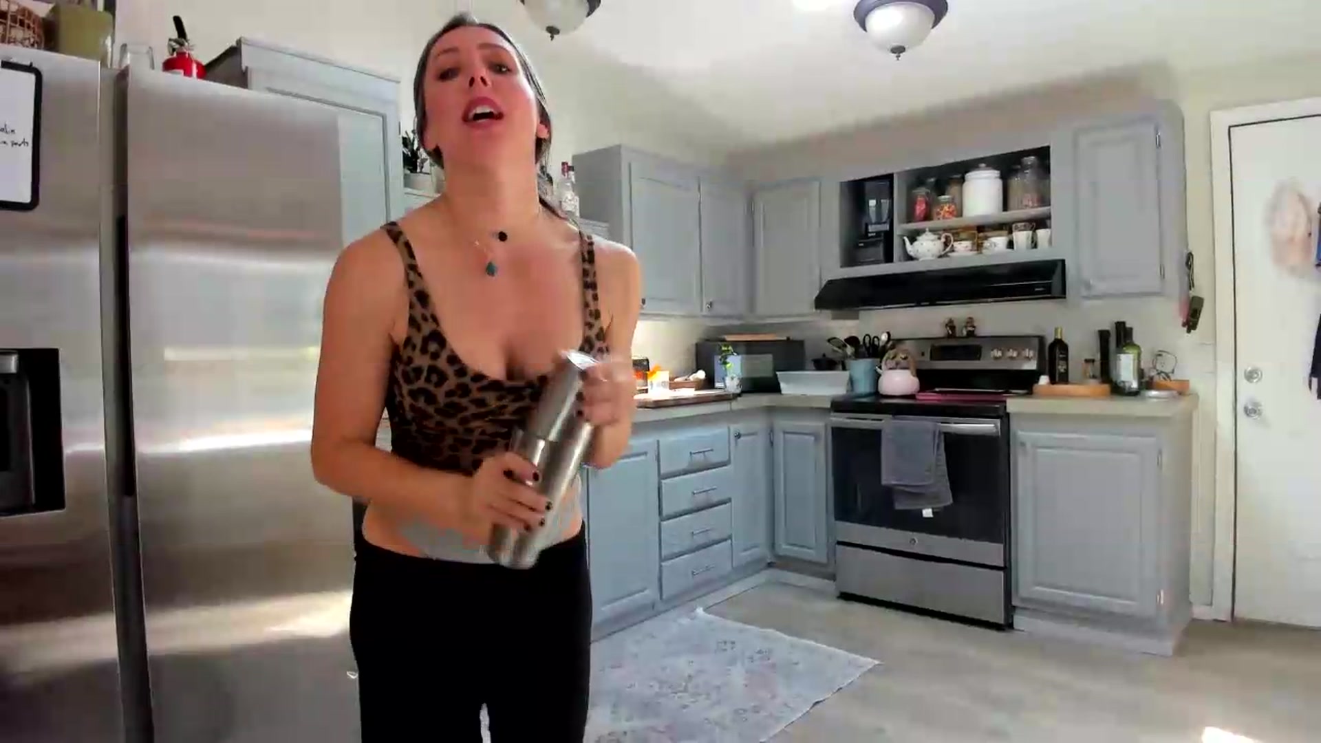 Gallery image thumbnail from Essiac's myfreecams stream on, 04/29/2026, 21:44 image 5 of 20
