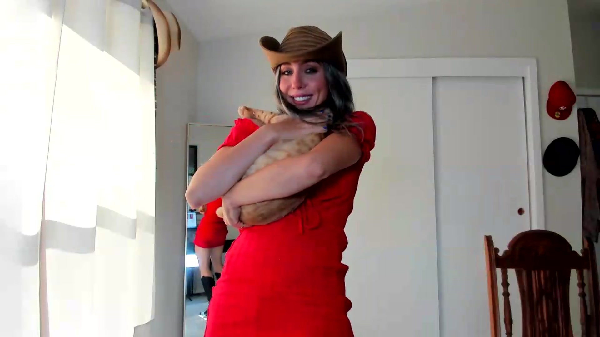 Gallery image thumbnail from Essiac's myfreecams stream on, 06/25/2026, 17:01 image 7 of 20