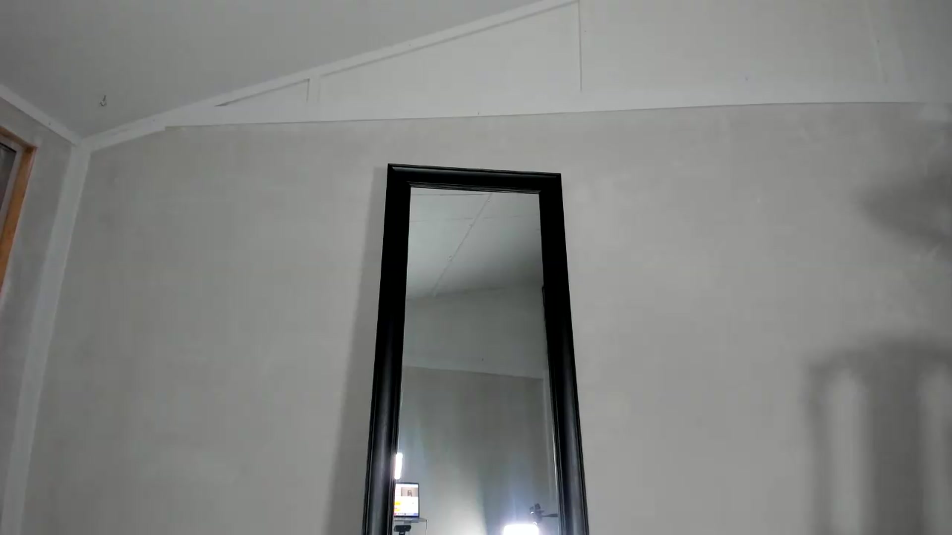 Gallery image thumbnail from Essiac's myfreecams stream on, 07/31/2026, 03:14 image 19 of 20