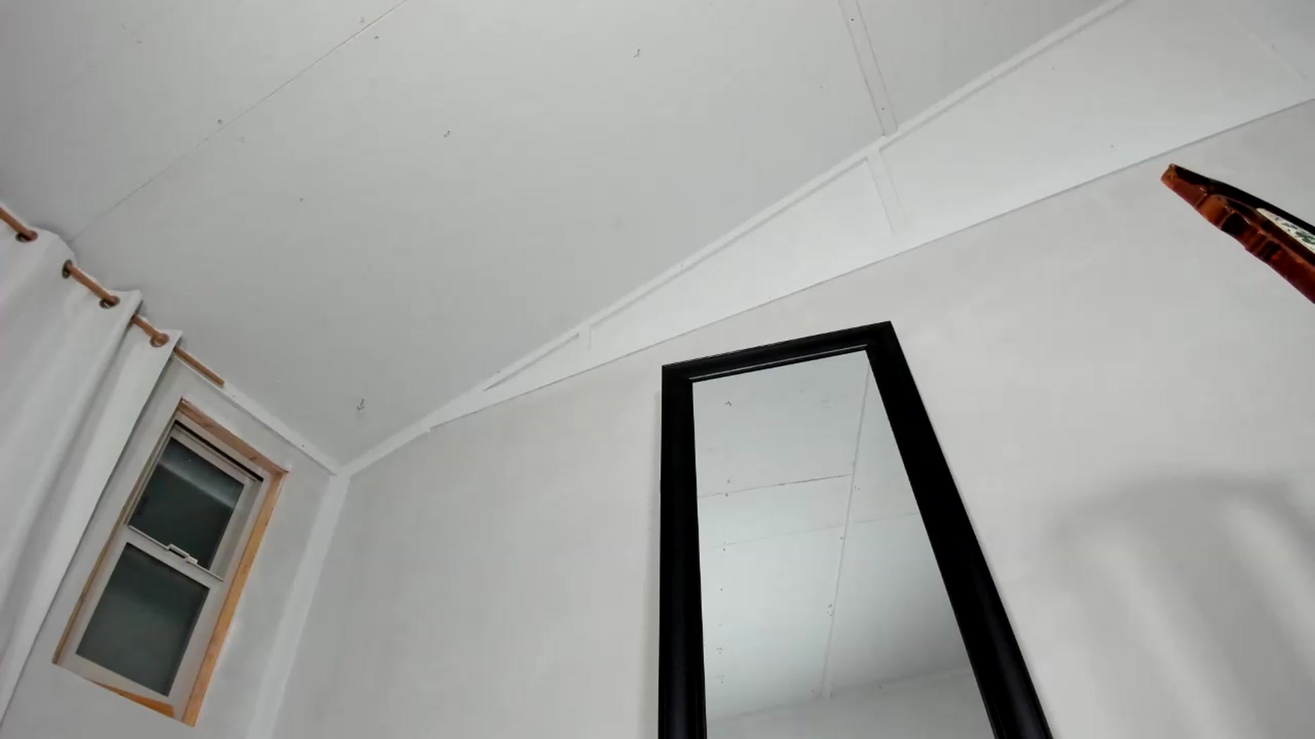 Gallery image thumbnail from Essiac's myfreecams stream on, 07/31/2026, 04:37 image 17 of 20
