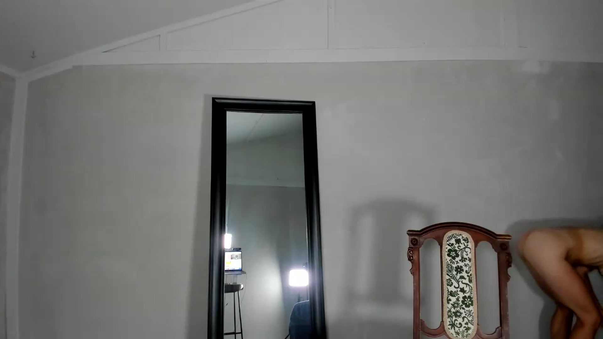 Gallery image thumbnail from Essiac's myfreecams stream on, 07/31/2026, 05:33 image 10 of 20