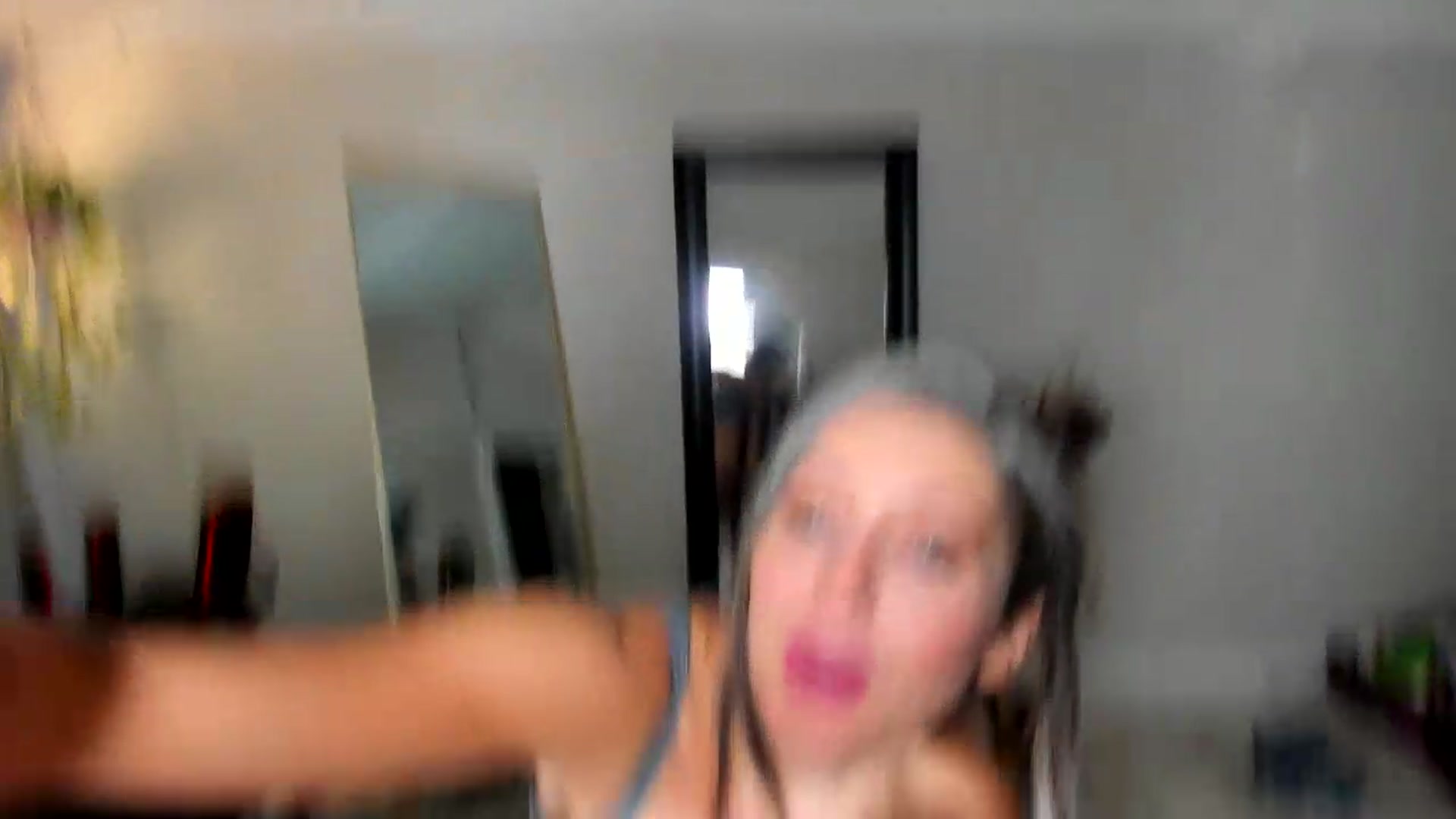 Gallery image thumbnail from Essiac's myfreecams stream on, 08/27/2026, 21:20 image 20 of 20