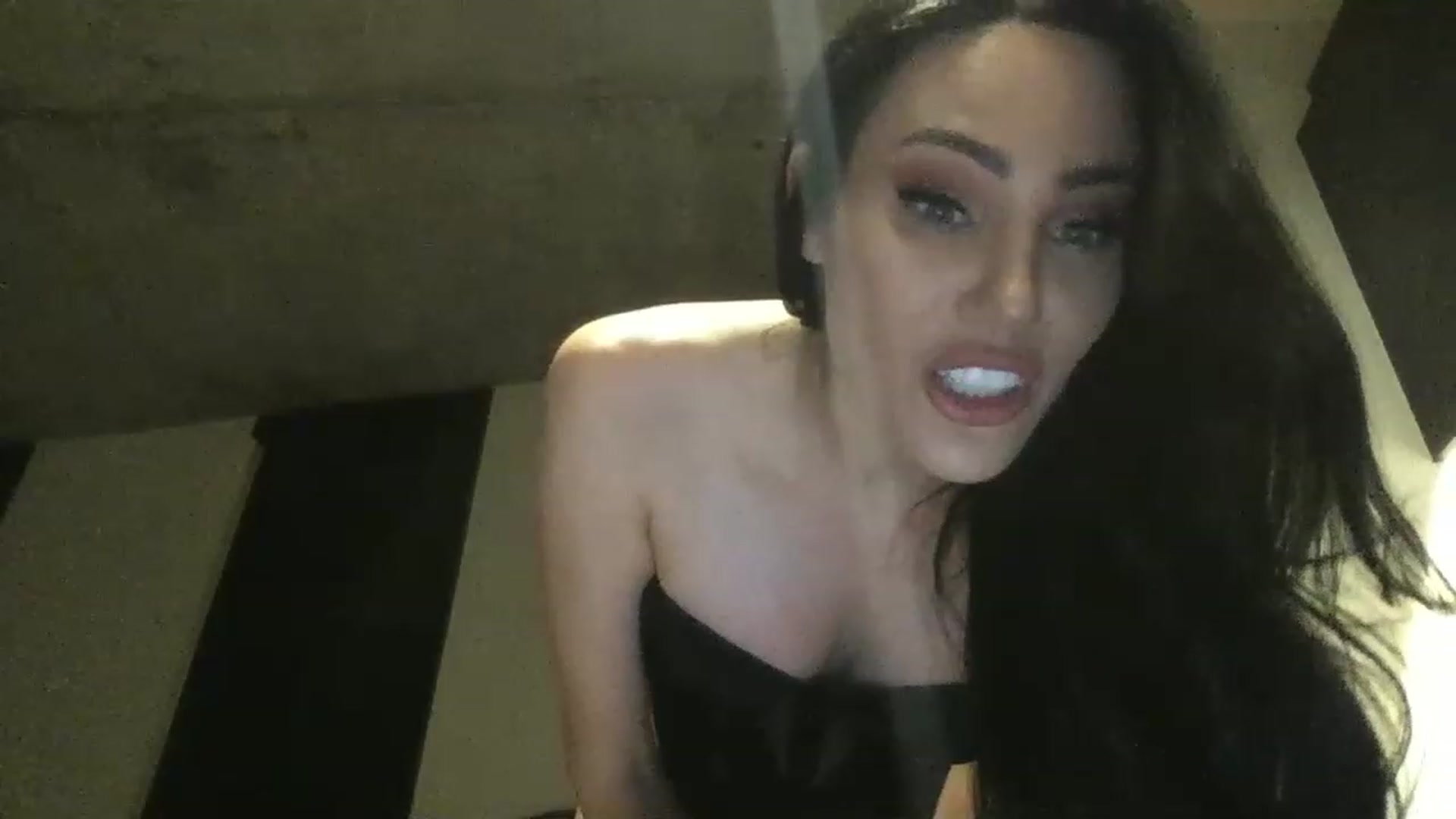 Gallery image thumbnail from EstelleVue's myfreecams stream on, 01/02/2023, 07:30 image 17 of 20