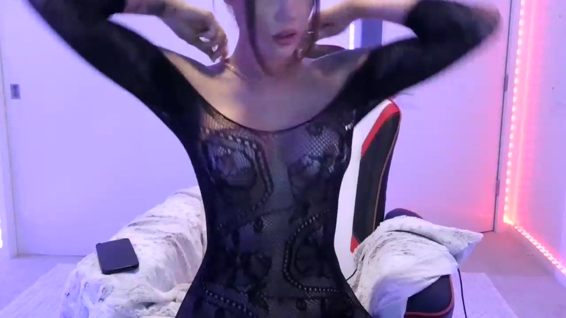 Gallery image thumbnail from EstelleVue's myfreecams stream on, 03/01/2023, 21:53 image 6 of 20