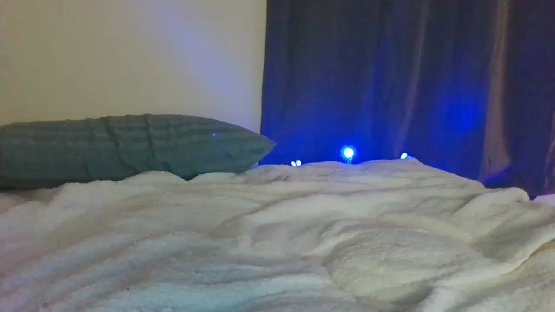 Gallery image thumbnail from Esteloops's myfreecams stream on, 01/01/2023, 01:12 image 17 of 20