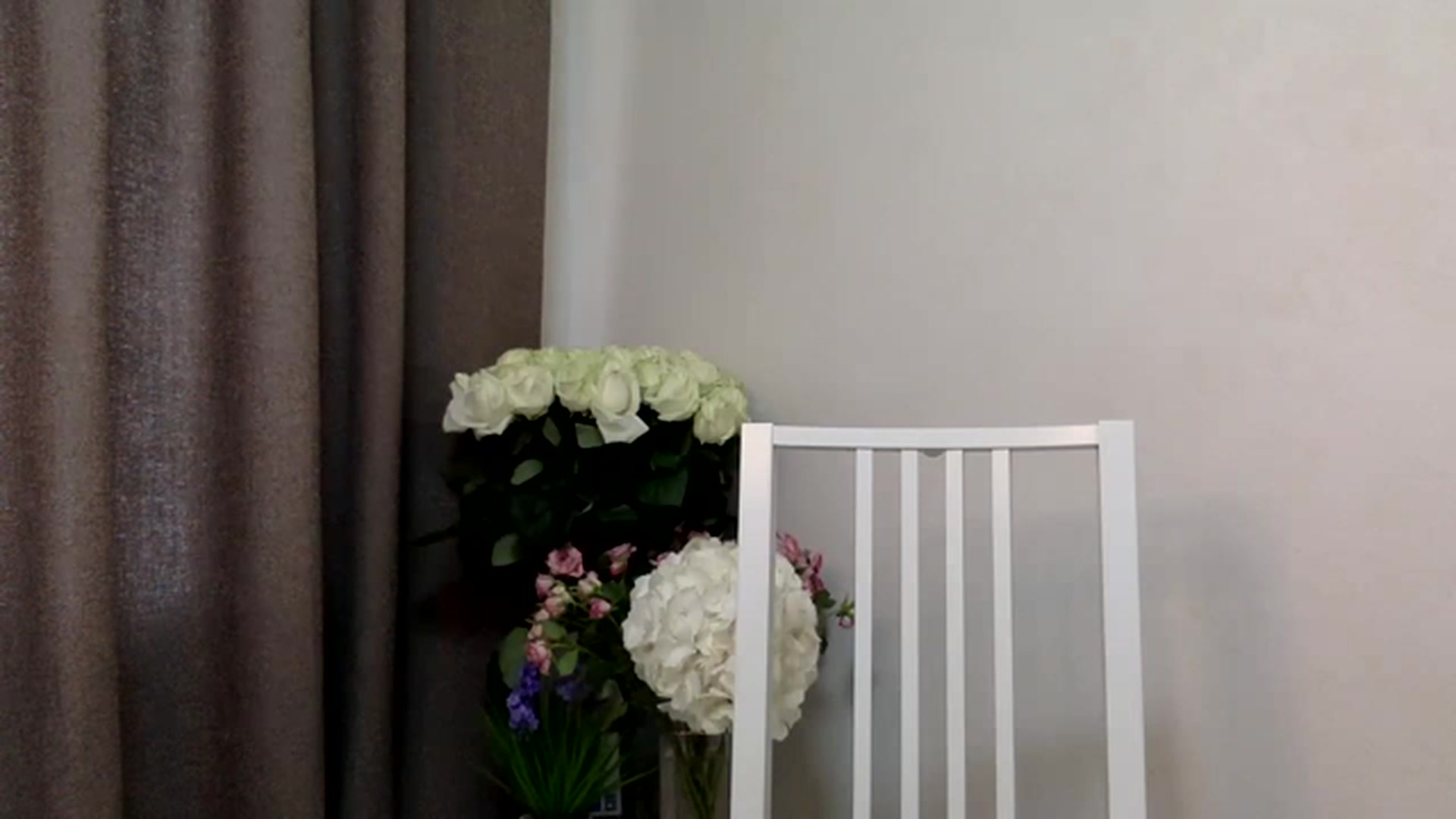 Gallery image thumbnail from Estie_Kay's myfreecams stream on, 06/20/2023, 09:24 image 6 of 20