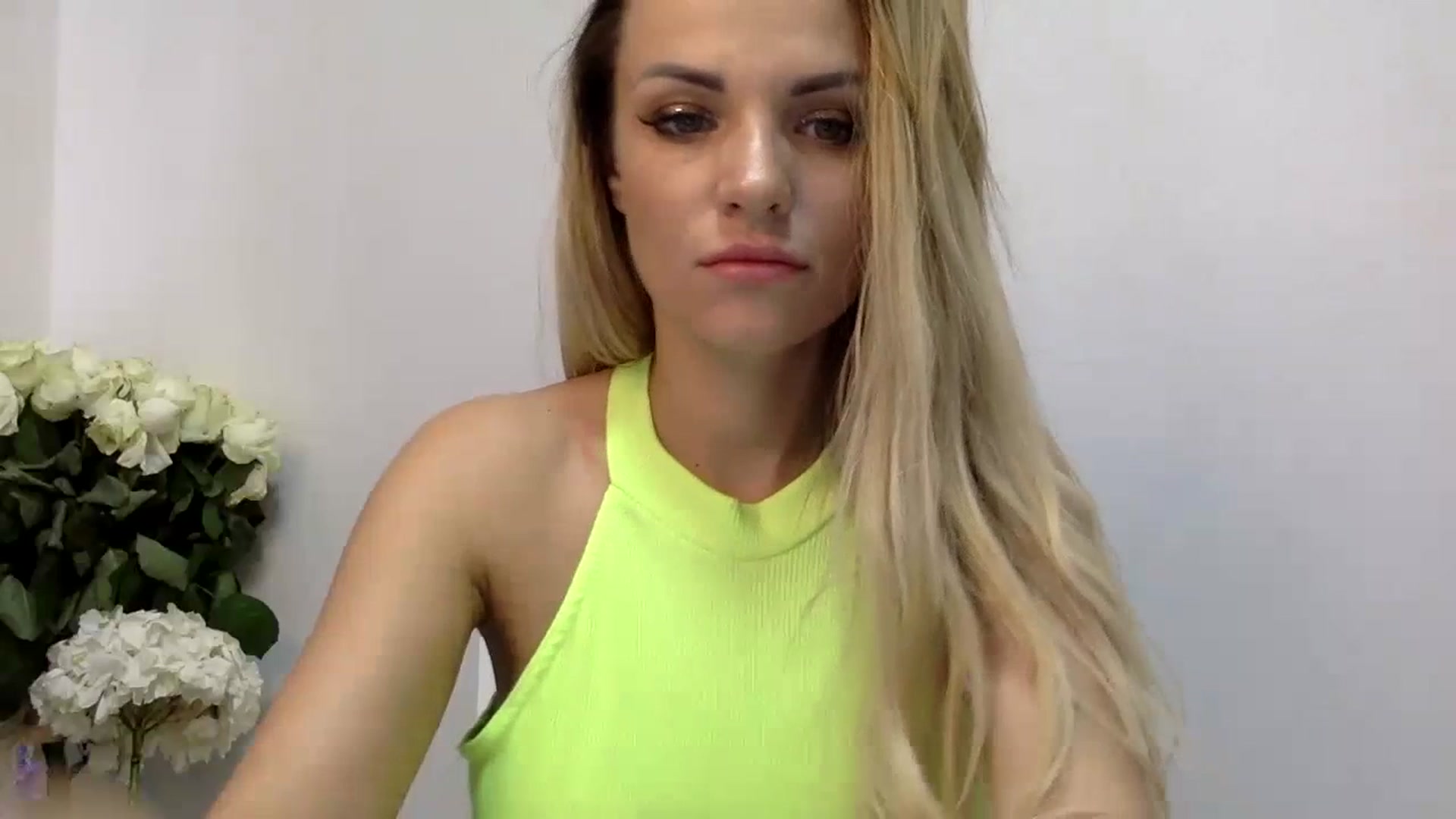Gallery image thumbnail from Estie_Kay's myfreecams stream on, 06/22/2023, 09:20 image 7 of 20