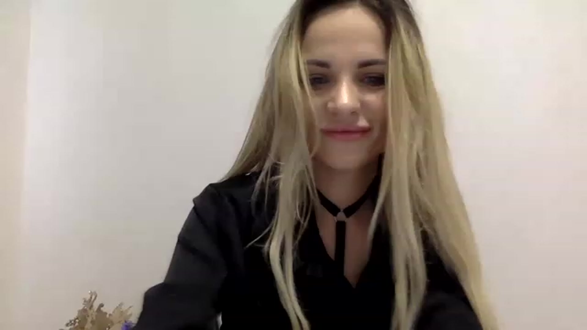 Gallery image thumbnail from Estie_Kay's myfreecams stream on, 07/27/2023, 09:08 image 9 of 20