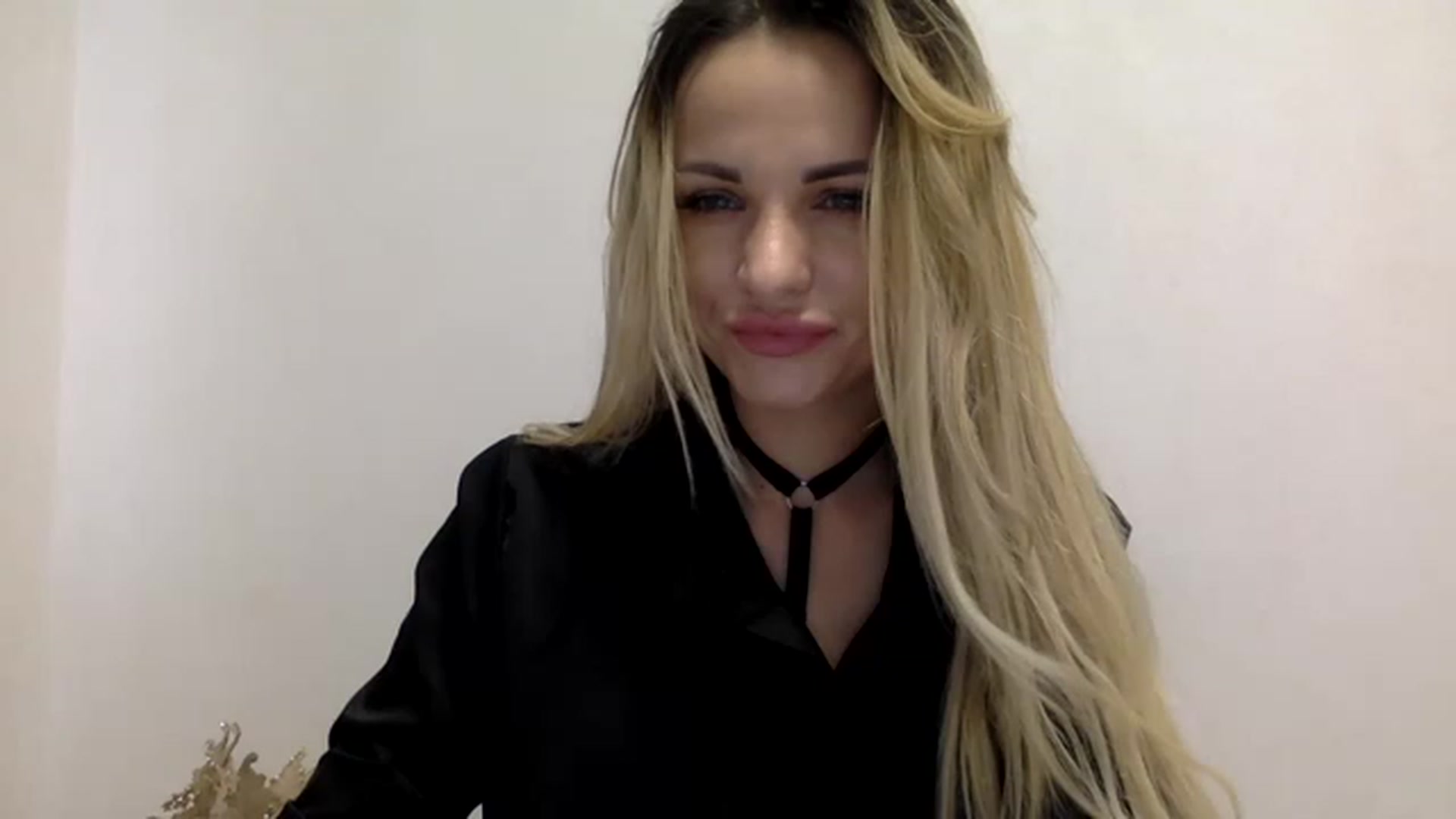Gallery image thumbnail from Estie_Kay's myfreecams stream on, 07/27/2023, 09:08 image 17 of 20