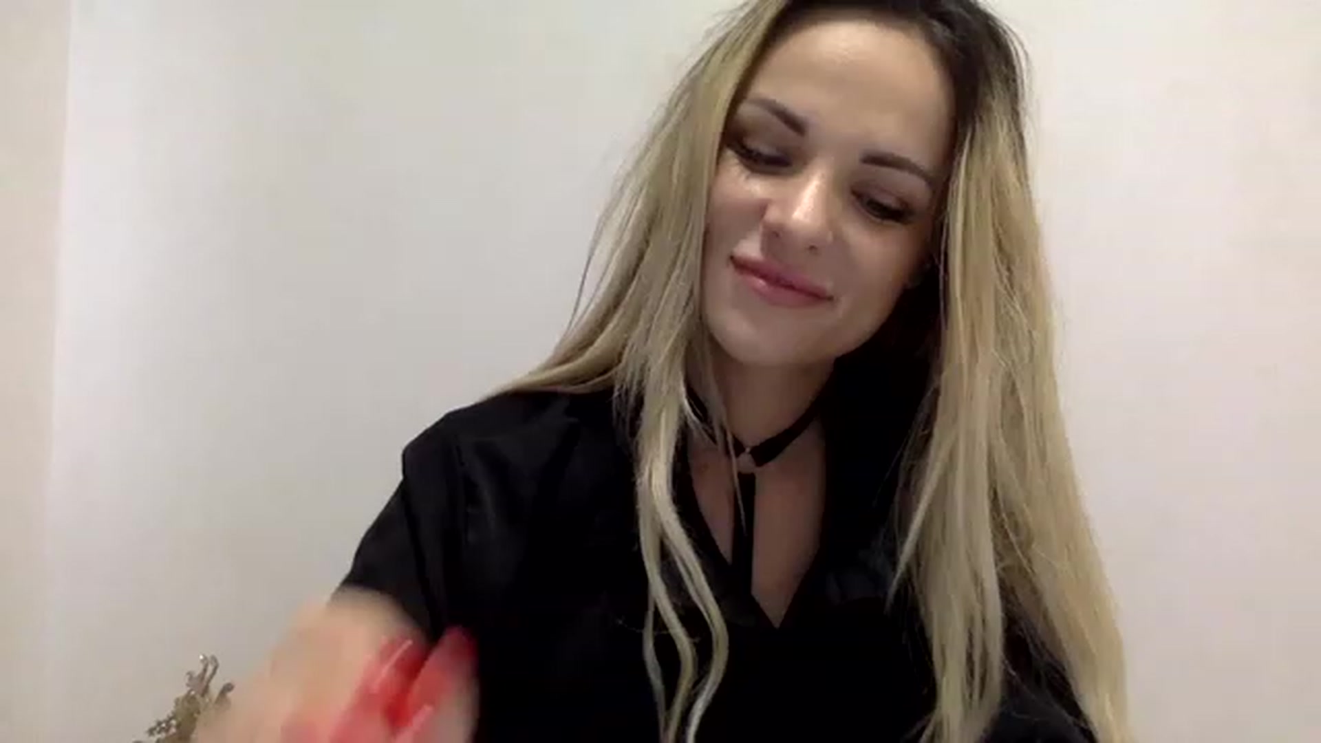 Gallery image thumbnail from Estie_Kay's myfreecams stream on, 07/27/2023, 09:08 image 10 of 20