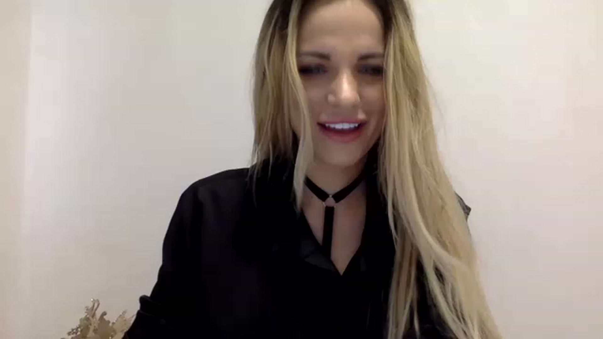 Gallery image thumbnail from Estie_Kay's myfreecams stream on, 07/27/2023, 09:08 image 14 of 20