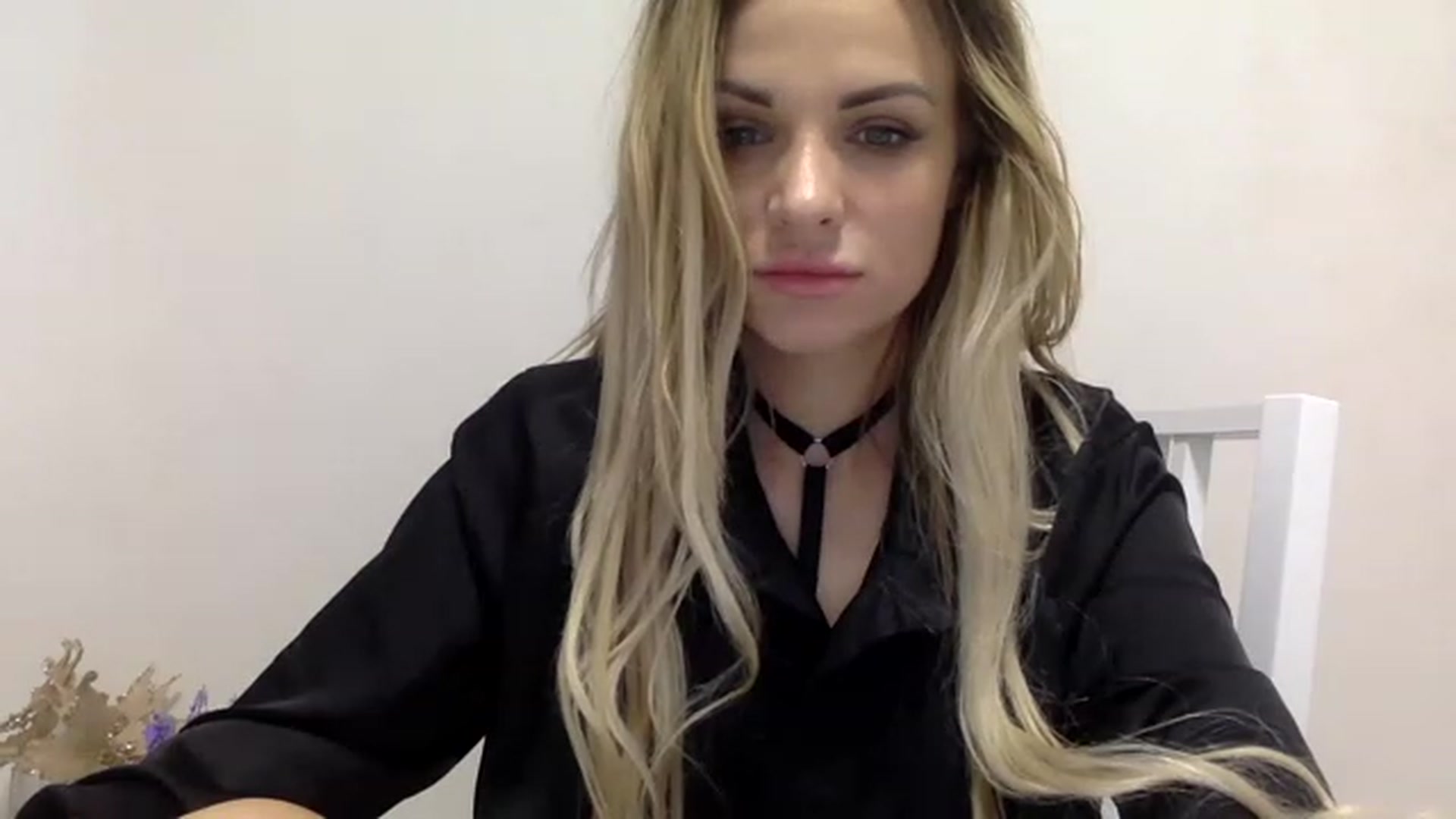 Gallery image thumbnail from Estie_Kay's myfreecams stream on, 07/27/2023, 11:27 image 11 of 20