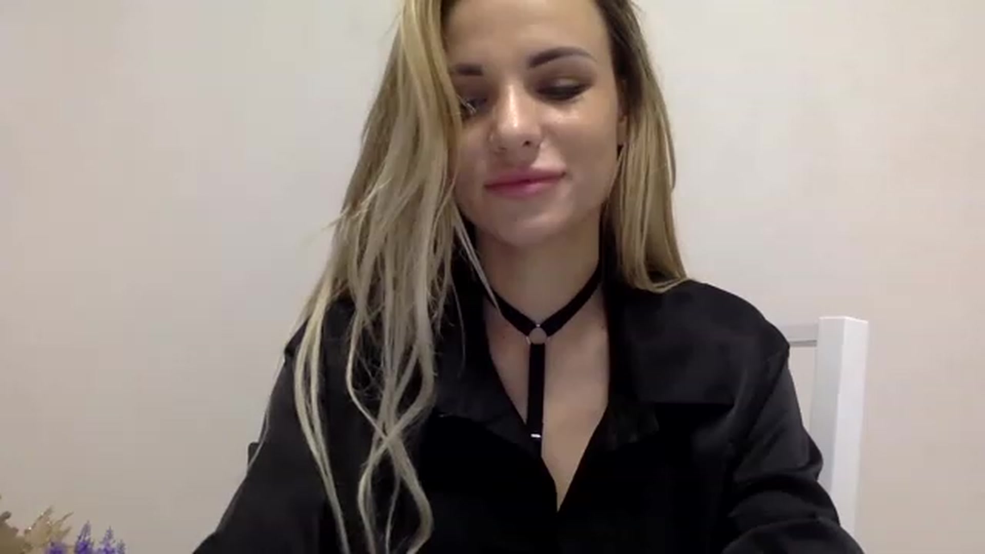 Gallery image thumbnail from Estie_Kay's myfreecams stream on, 07/27/2023, 11:27 image 2 of 20