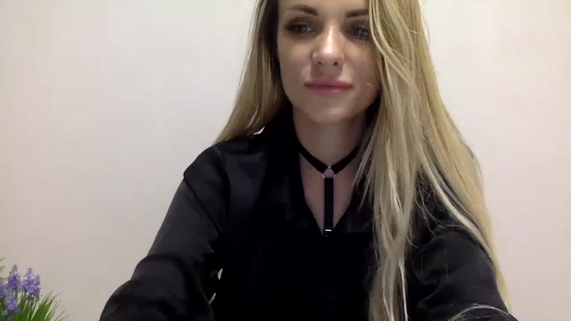 Gallery image thumbnail from Estie_Kay's myfreecams stream on, 07/27/2023, 14:11 image 11 of 20
