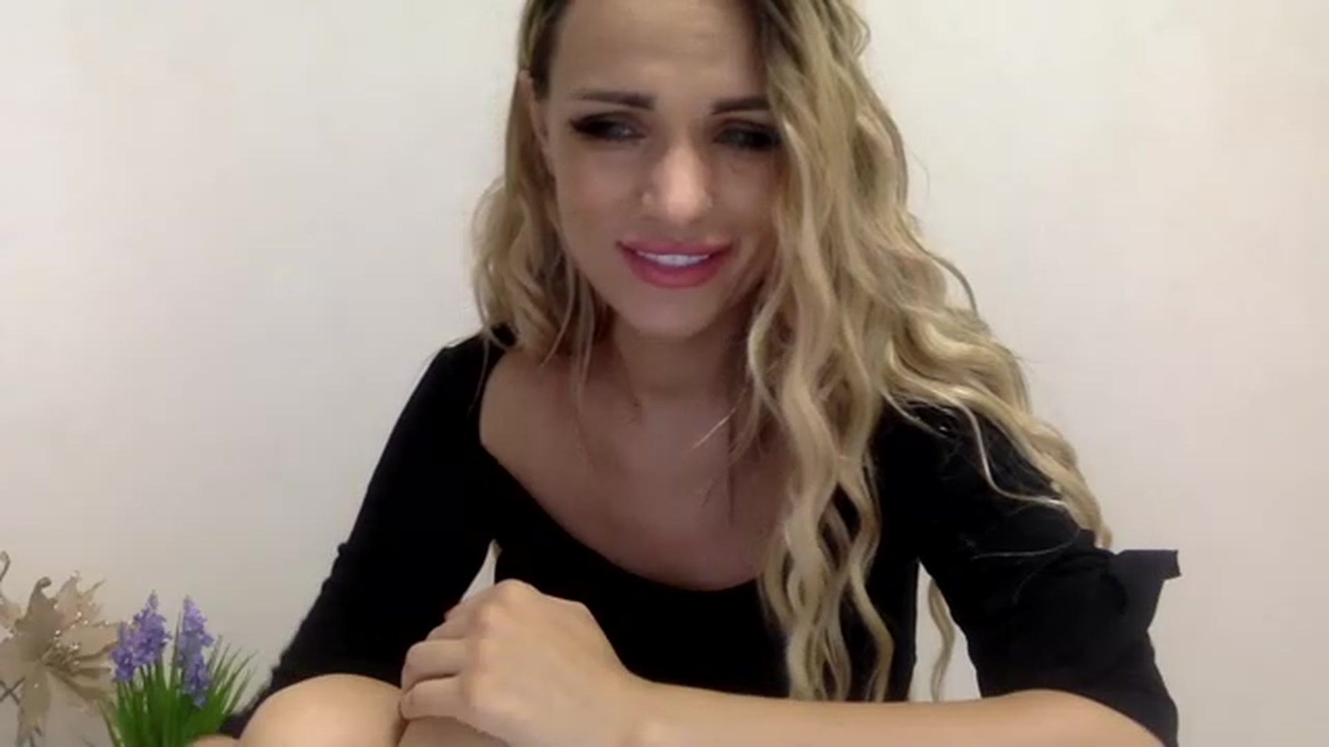 Gallery image thumbnail from Estie_Kay's myfreecams stream on, 08/06/2023, 12:05 image 15 of 20