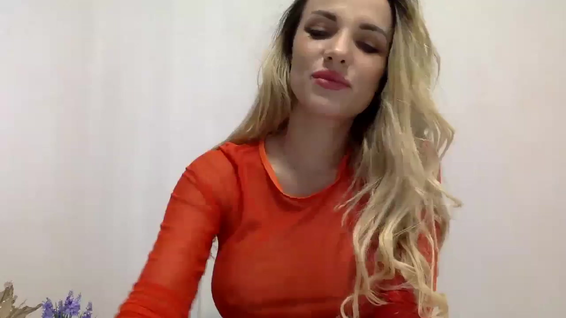 Gallery image thumbnail from Estie_Kay's myfreecams stream on, 09/04/2023, 09:01 image 11 of 20
