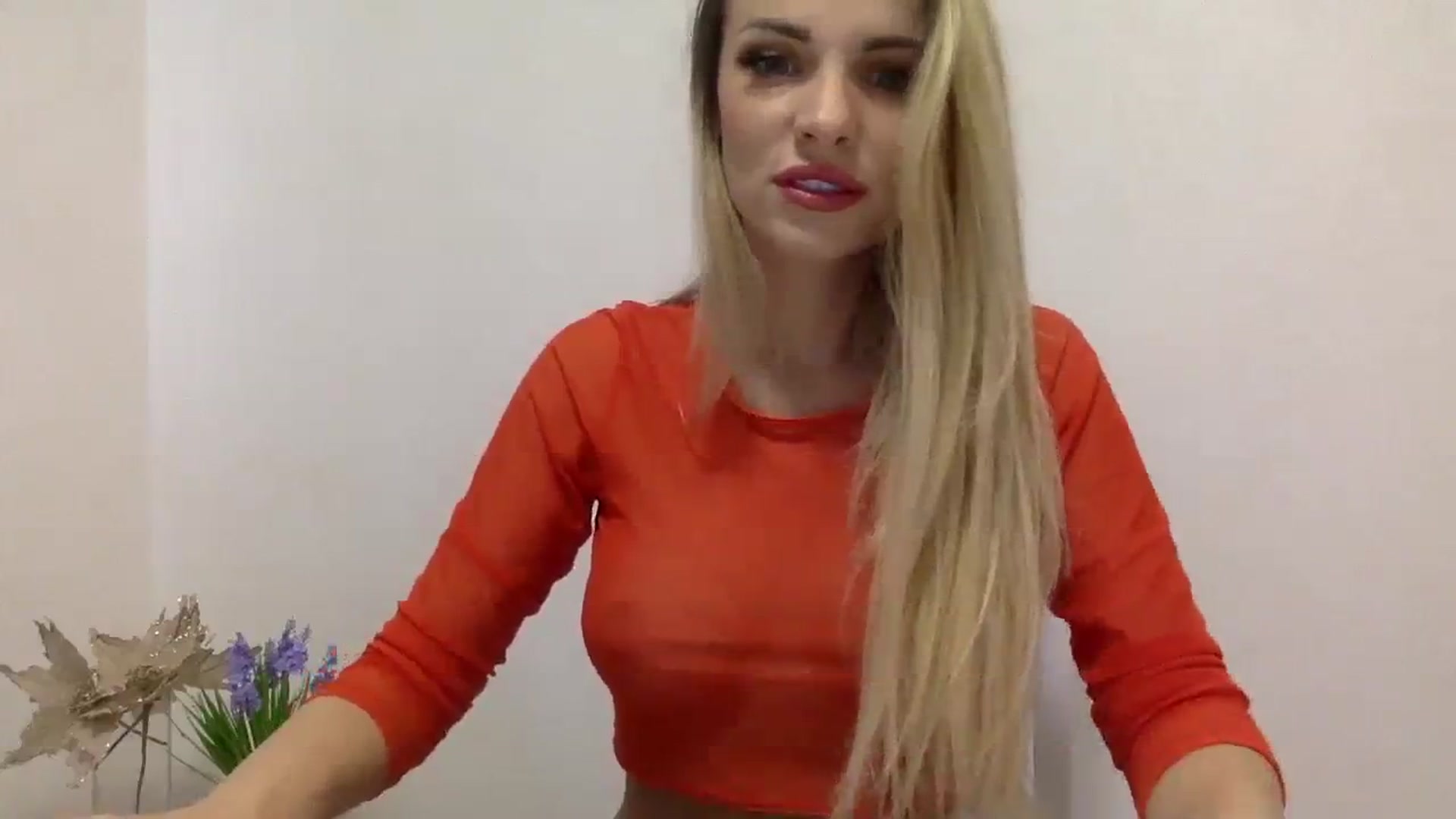 Gallery image thumbnail from Estie_Kay's myfreecams stream on, 09/14/2023, 08:26 image 17 of 20