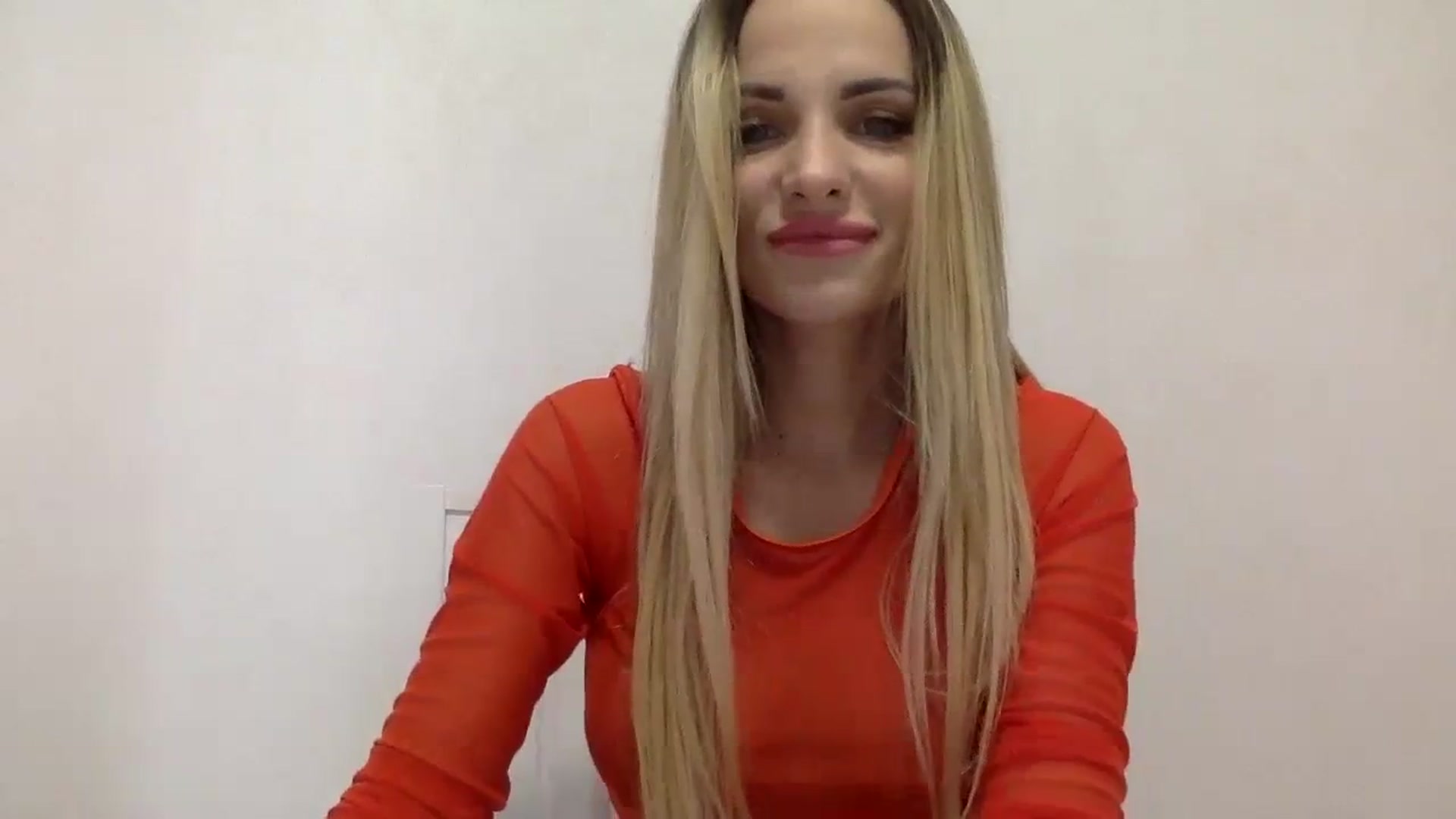 Gallery image thumbnail from Estie_Kay's myfreecams stream on, 09/14/2023, 09:54 image 6 of 20