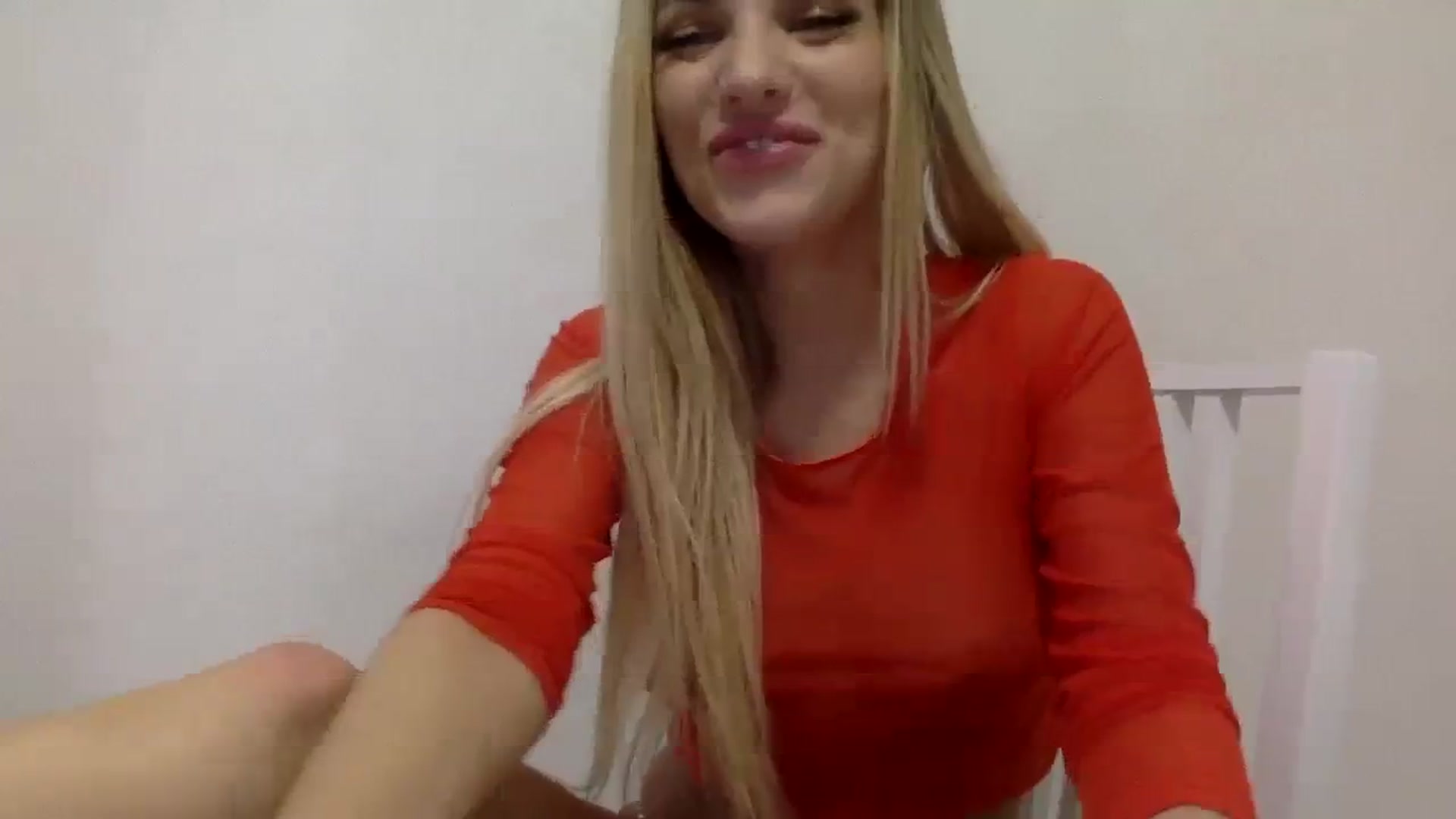 Gallery image thumbnail from Estie_Kay's myfreecams stream on, 09/14/2023, 10:43 image 9 of 20