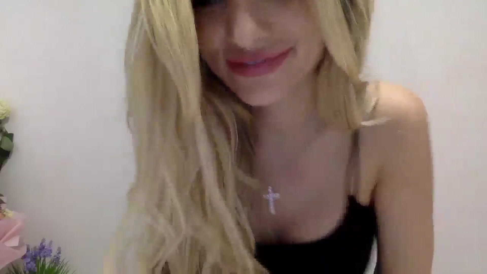 Gallery image thumbnail from Estie_Kay's myfreecams stream on, 09/25/2023, 12:36 image 20 of 20