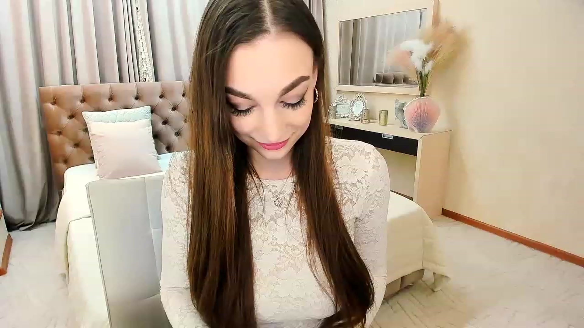 Gallery image thumbnail from EternallBliss's myfreecams stream on, 04/16/2023, 17:48 image 20 of 20