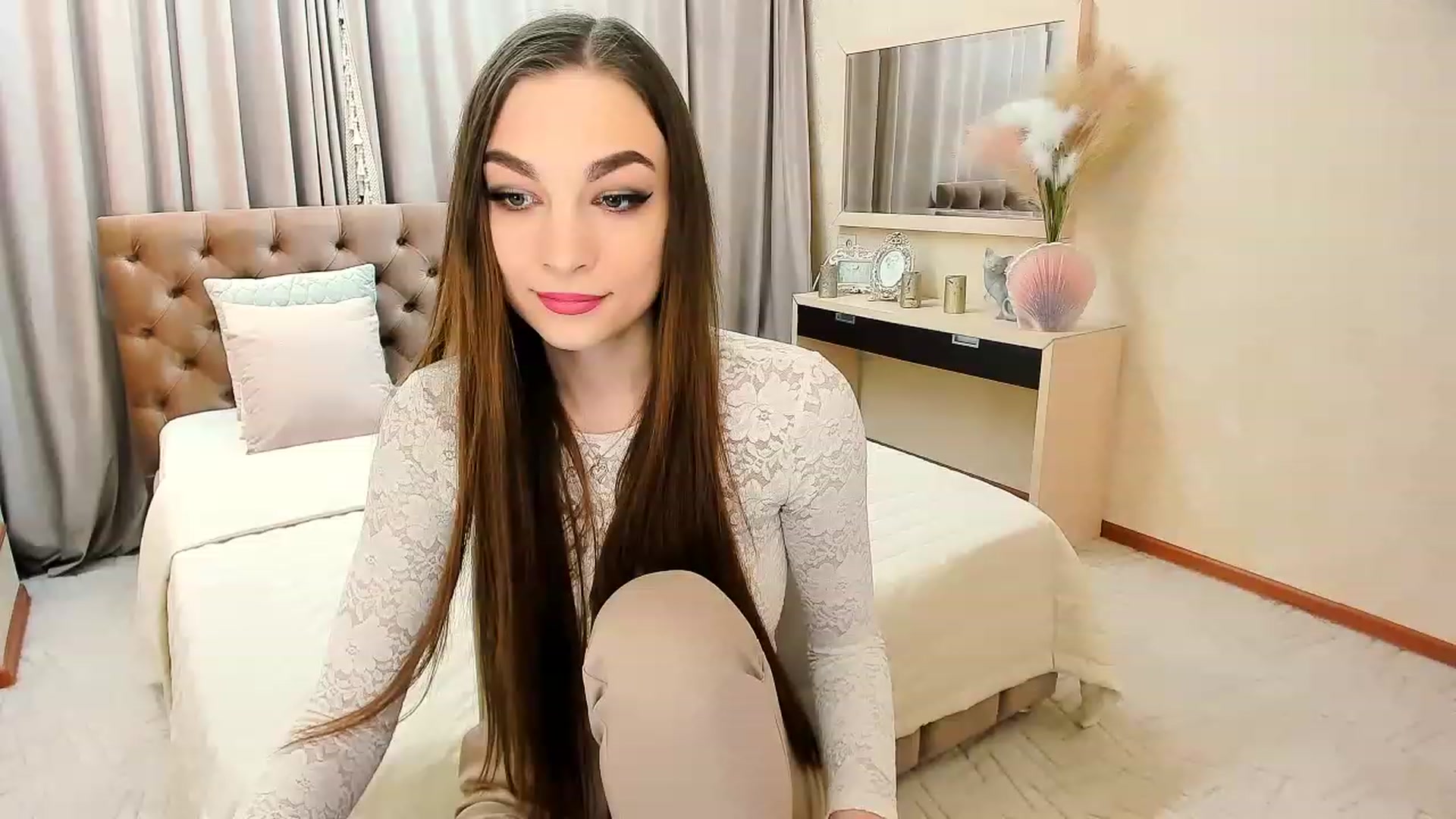 Gallery image thumbnail from EternallBliss's myfreecams stream on, 04/16/2023, 17:48 image 7 of 20
