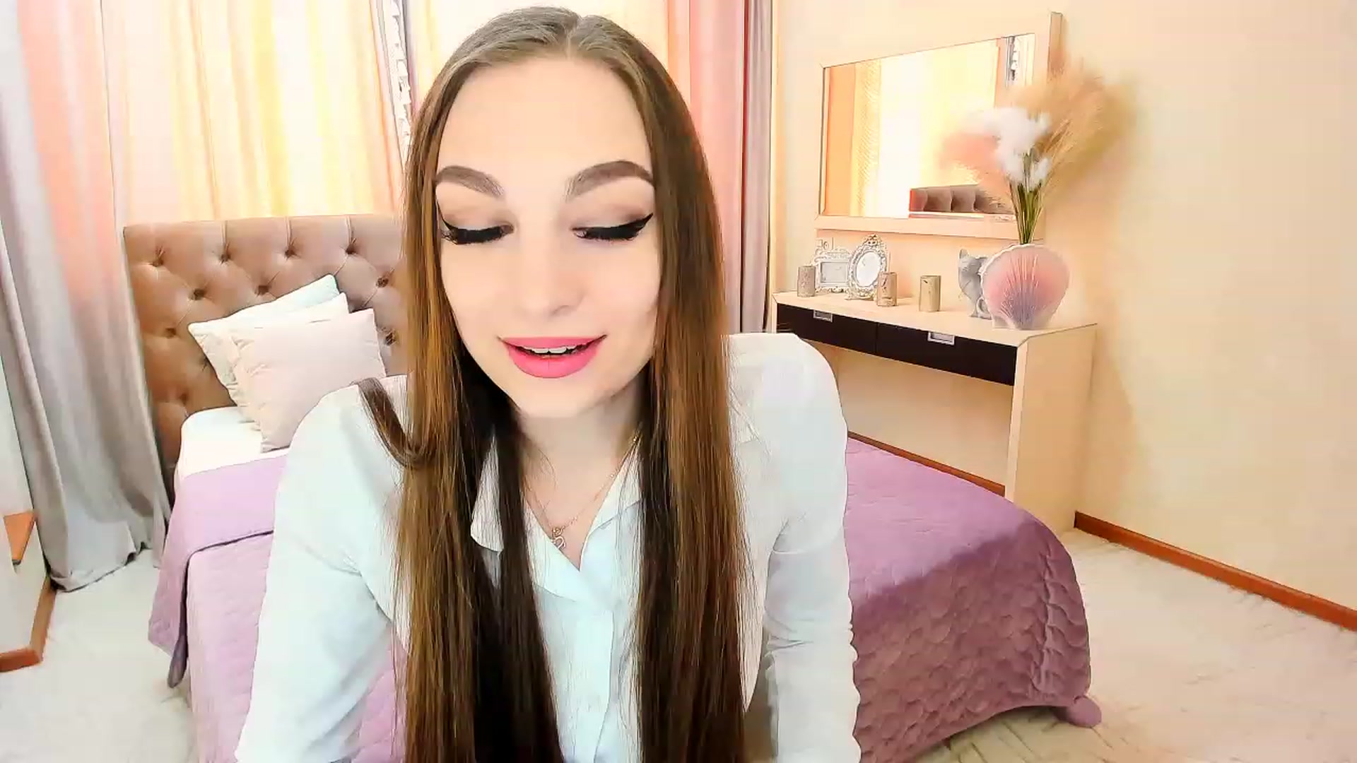 Gallery image thumbnail from EternallBliss's myfreecams stream on, 04/23/2023, 12:04 image 2 of 20