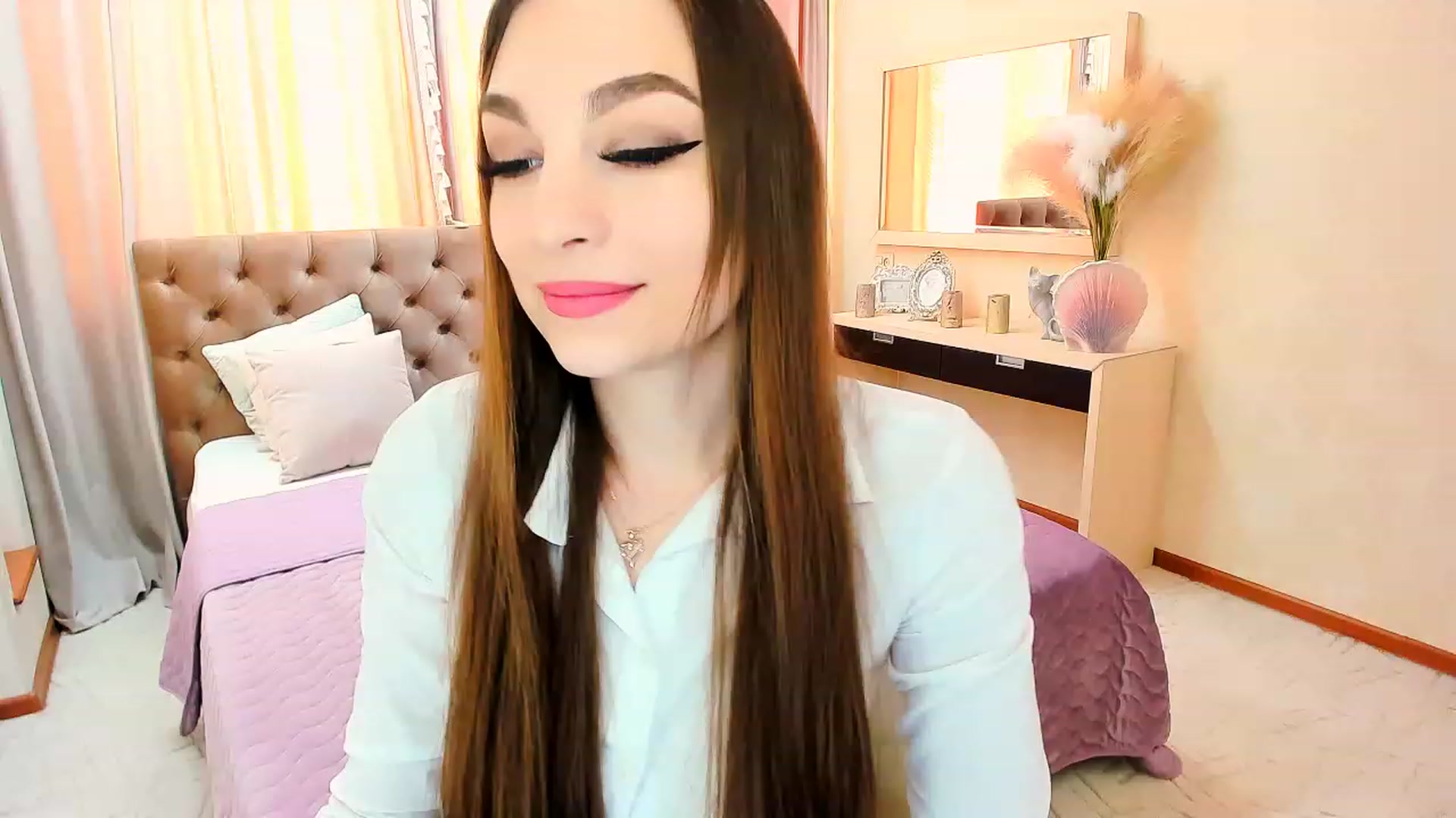 Gallery image thumbnail from EternallBliss's myfreecams stream on, 04/23/2023, 12:04 image 8 of 20