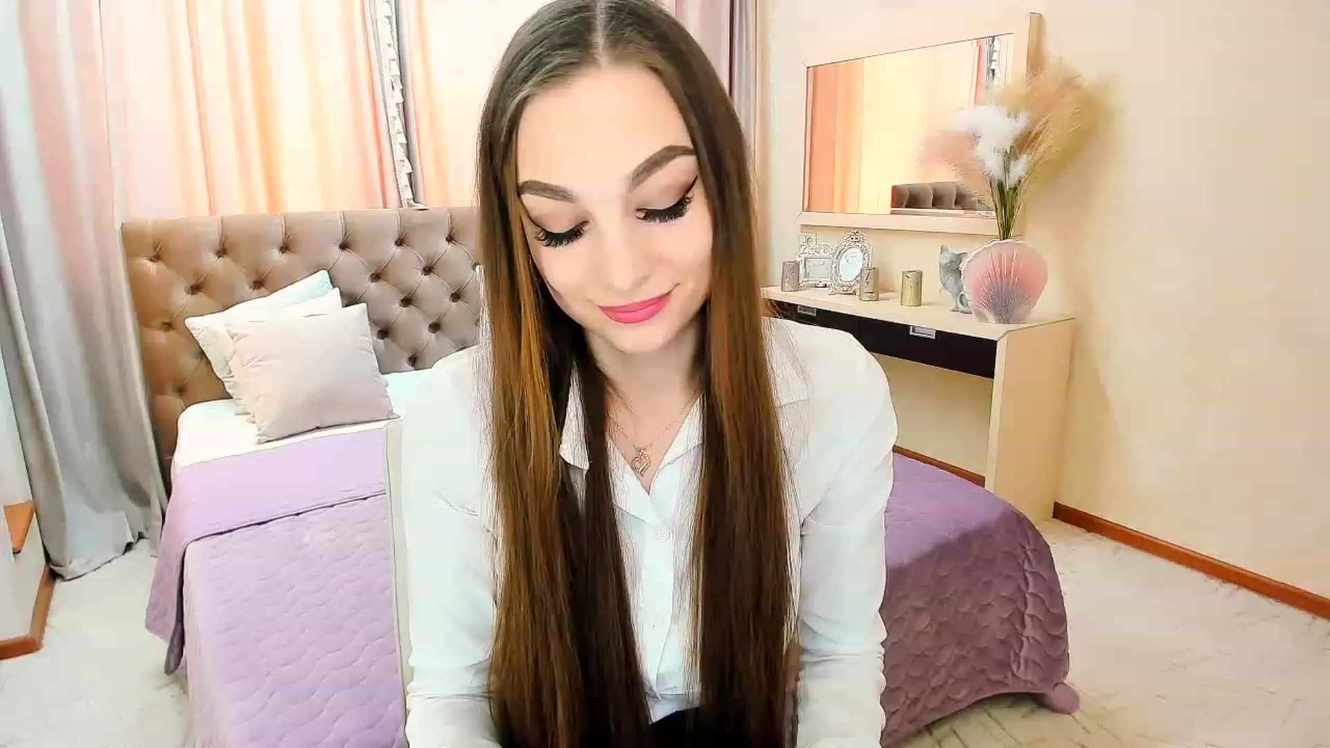 Gallery image thumbnail from EternallBliss's myfreecams stream on, 04/23/2023, 12:04 image 7 of 20