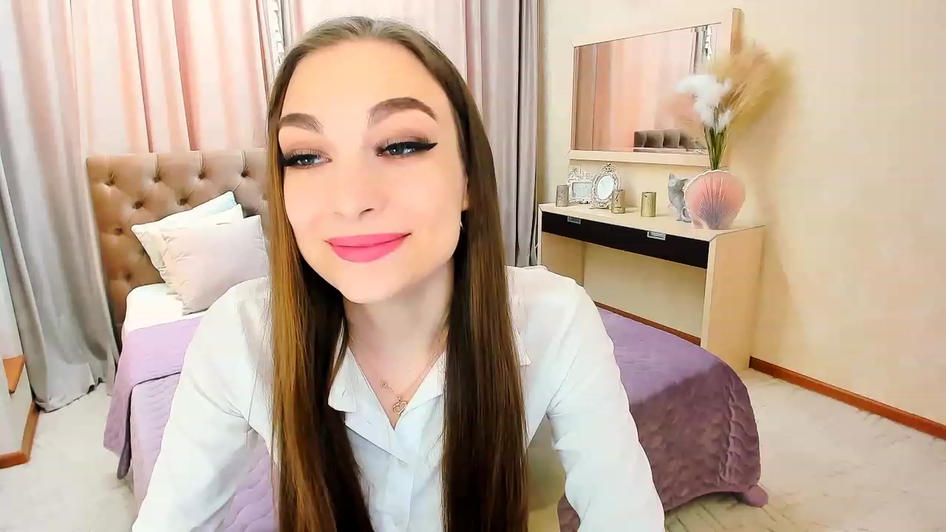 Gallery image thumbnail from EternallBliss's myfreecams stream on, 04/23/2023, 12:04 image 15 of 20