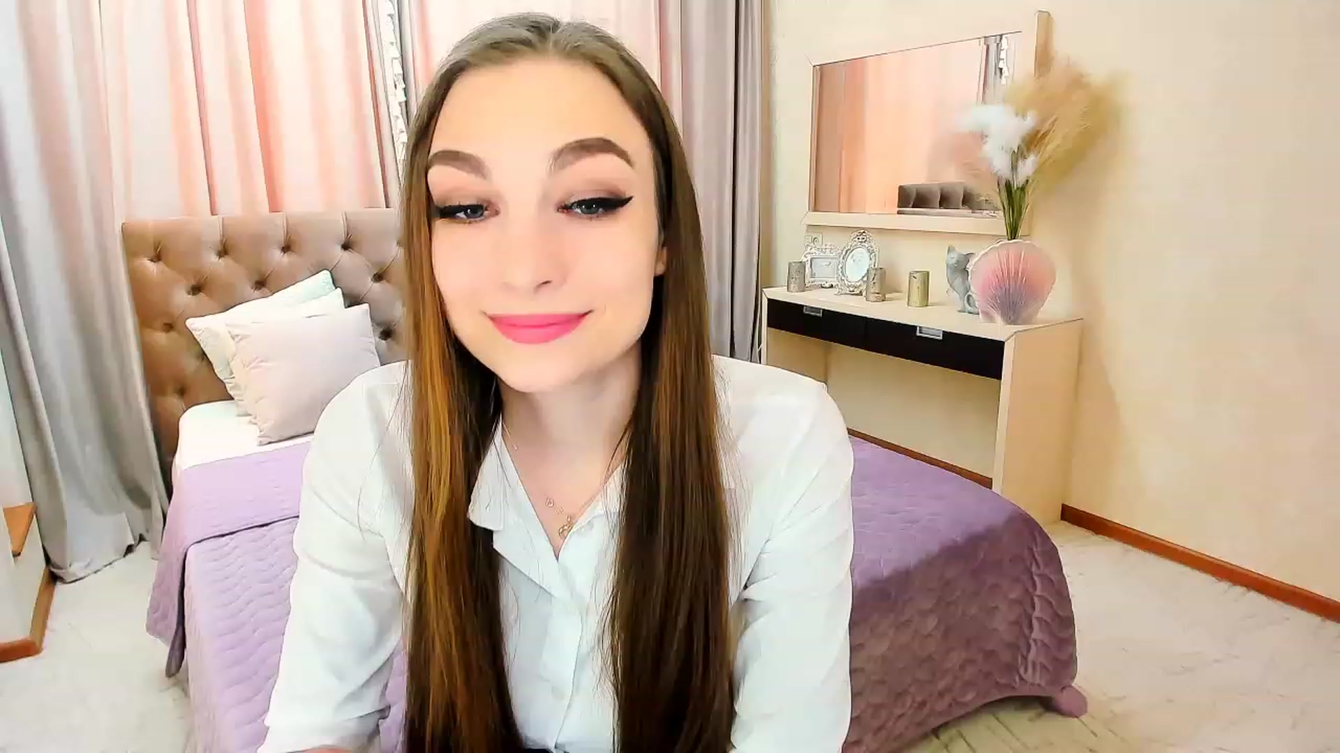 Gallery image thumbnail from EternallBliss's myfreecams stream on, 04/23/2023, 12:04 image 14 of 20
