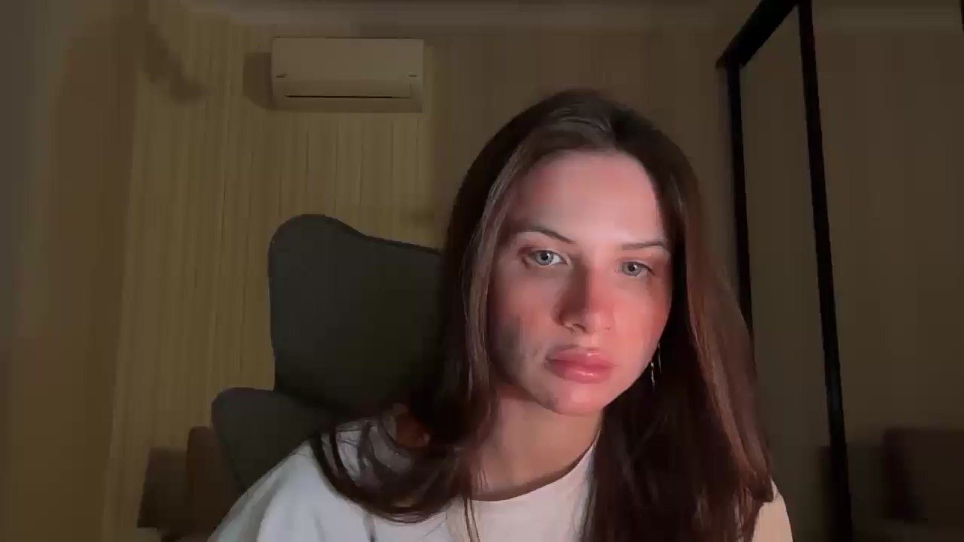 Gallery image thumbnail from EtherGlyph's myfreecams stream on, 04/12/2026, 23:33 image 2 of 20