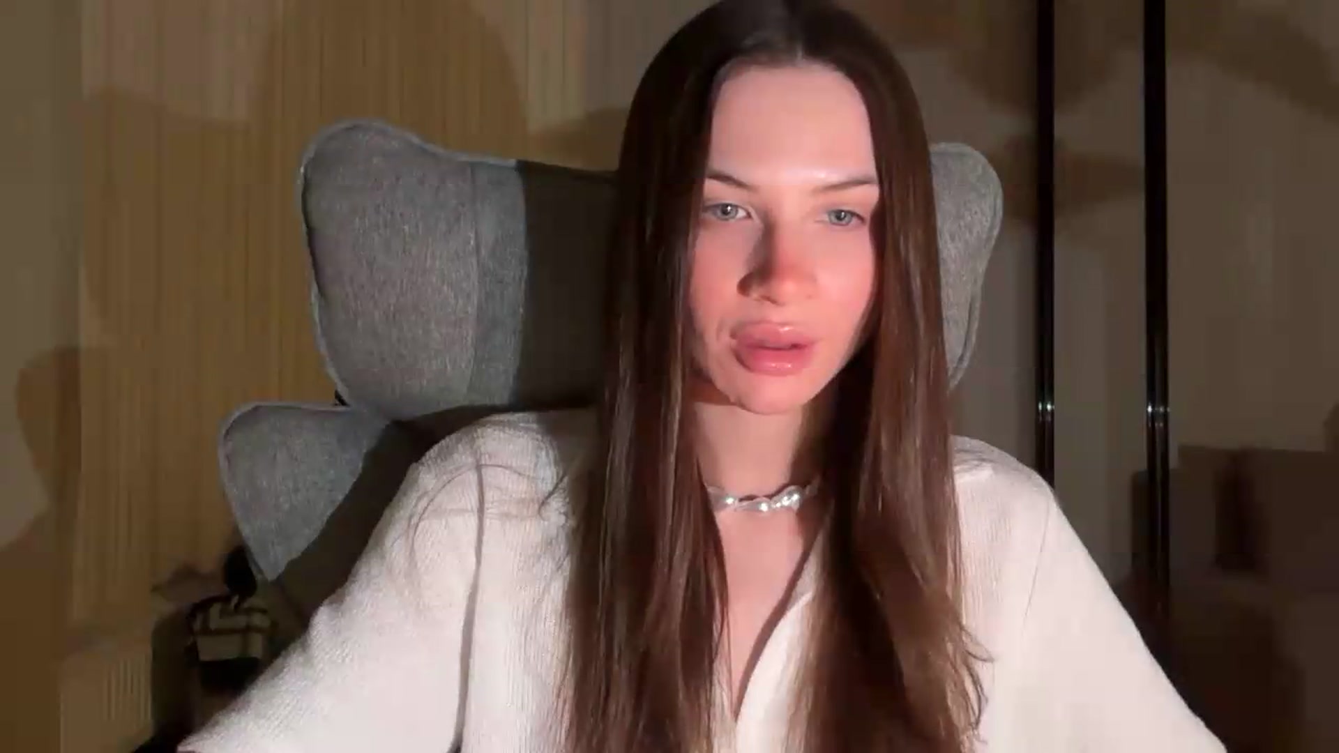 Gallery image thumbnail from EtherGlyph's myfreecams stream on, 06/05/2026, 01:23 image 3 of 20