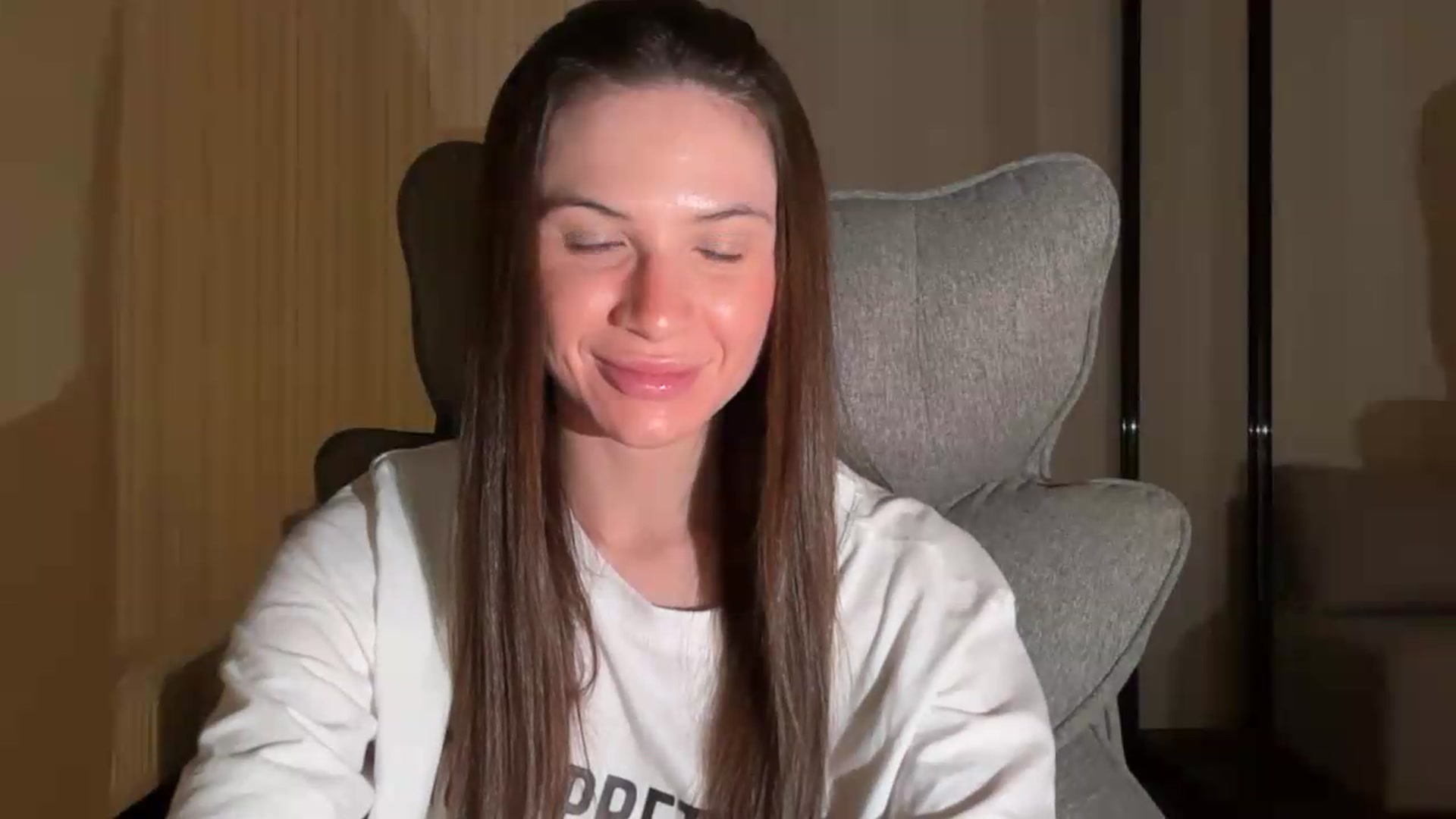 Gallery image thumbnail from EtherGlyph's myfreecams stream on, 06/29/2026, 23:25 image 18 of 20