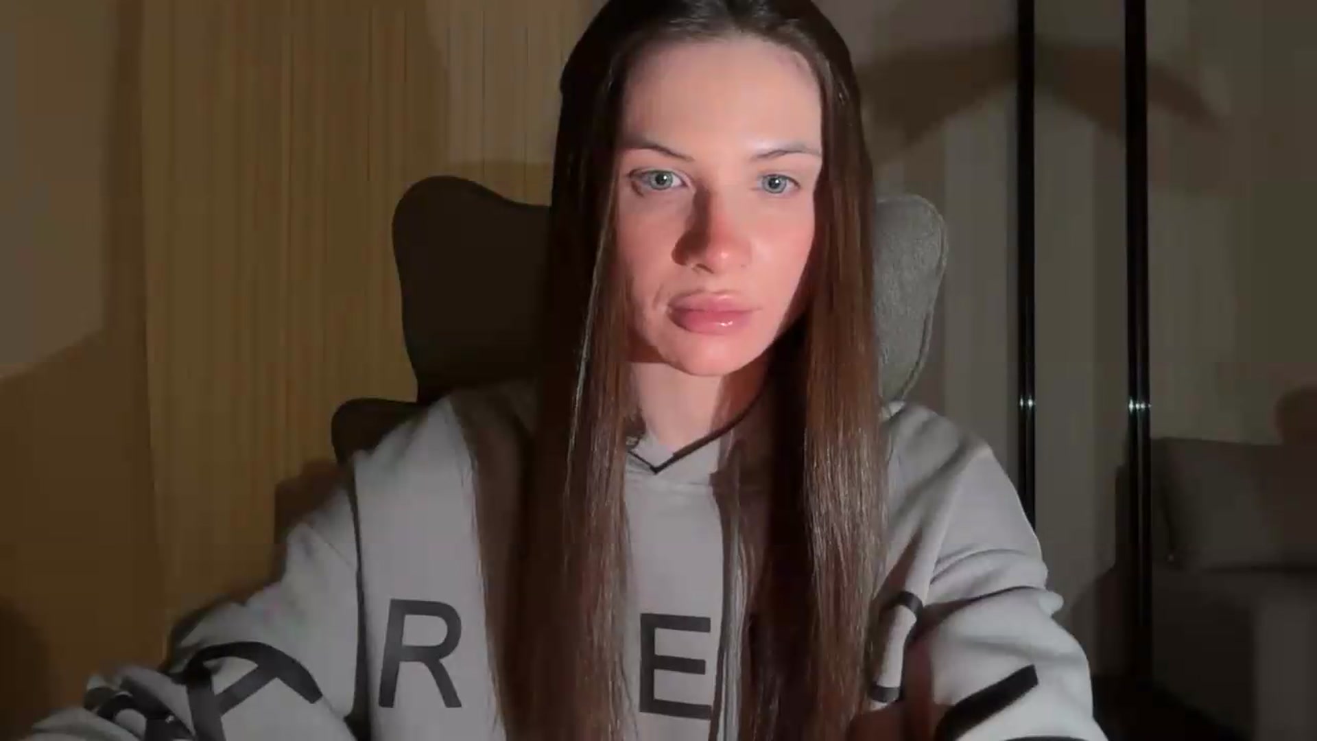 Gallery image thumbnail from EtherGlyph's myfreecams stream on, 07/01/2026, 23:29 image 14 of 20