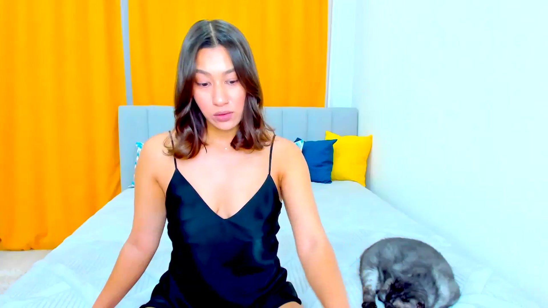 Gallery image thumbnail from EtherealBella's myfreecams stream on, 09/08/2024, 19:34 image 19 of 20