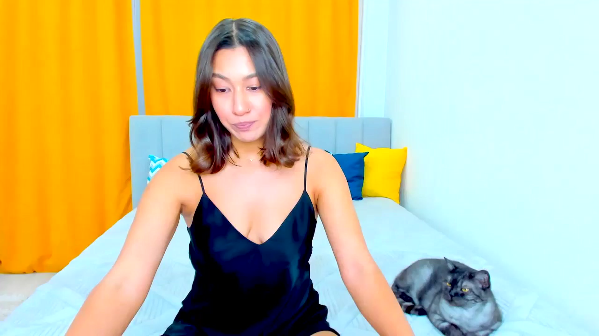 Gallery image thumbnail from EtherealBella's myfreecams stream on, 09/08/2024, 19:34 image 4 of 20