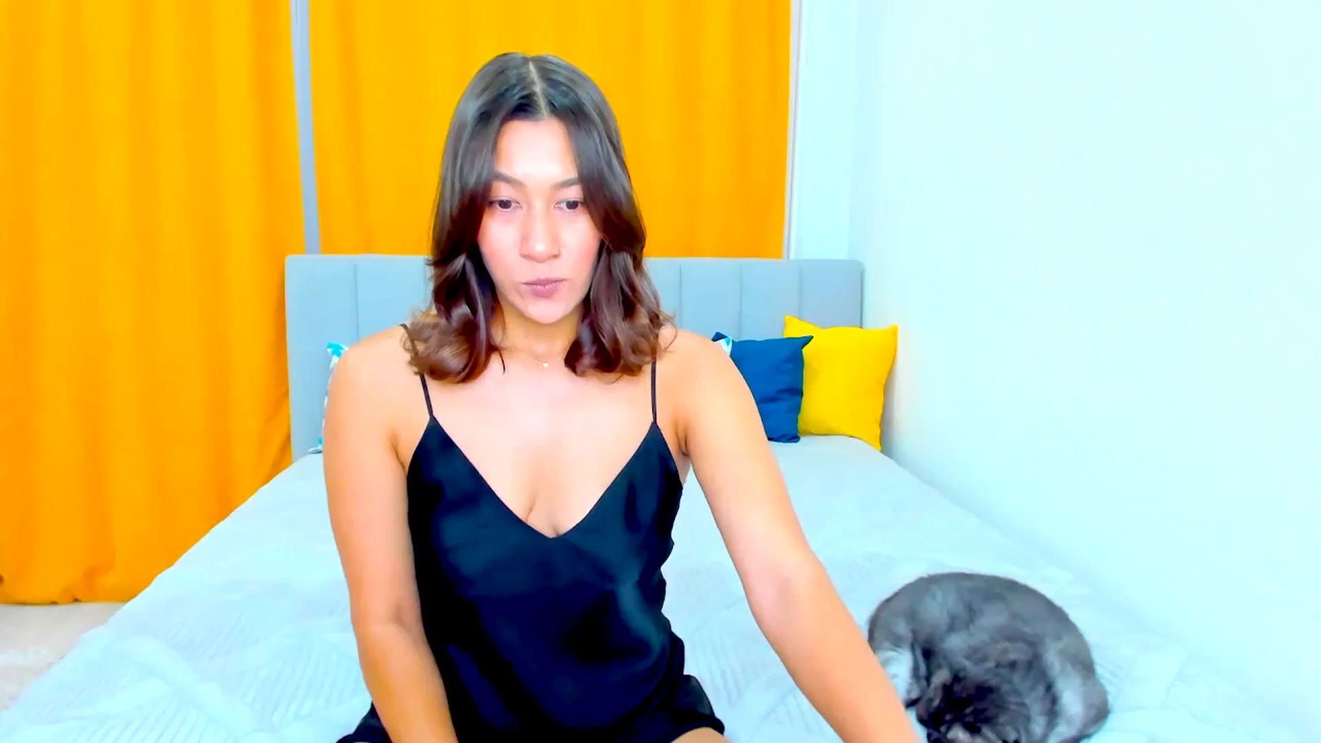 Gallery image thumbnail from EtherealBella's myfreecams stream on, 09/08/2024, 19:34 image 16 of 20