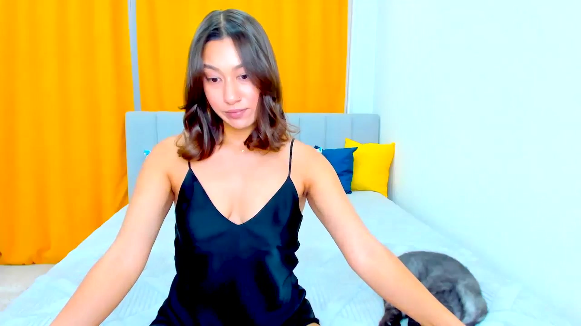 Gallery image thumbnail from EtherealBella's myfreecams stream on, 09/08/2024, 19:34 image 14 of 20