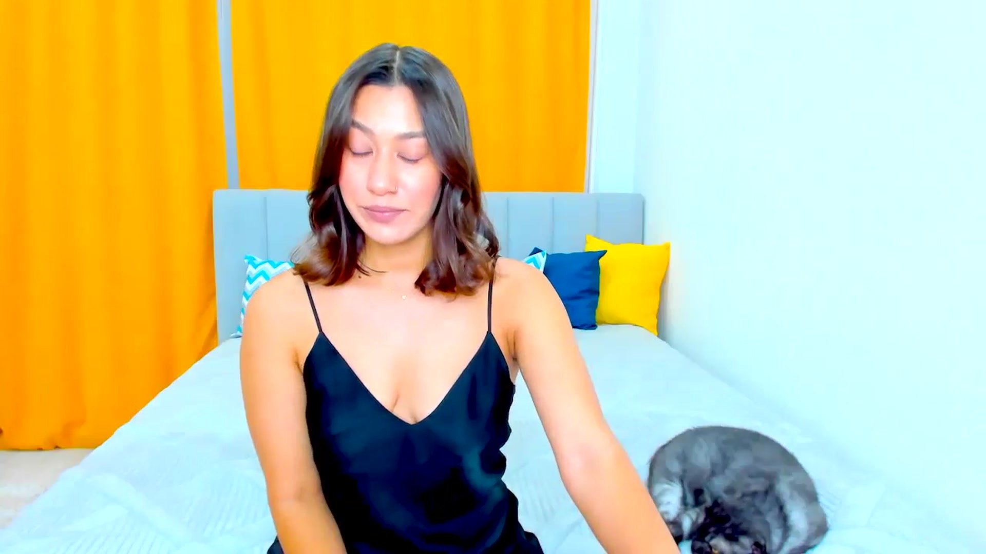 Gallery image thumbnail from EtherealBella's myfreecams stream on, 09/08/2024, 19:34 image 11 of 20