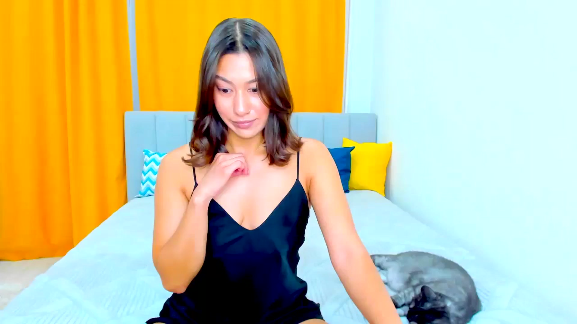 Gallery image thumbnail from EtherealBella's myfreecams stream on, 09/08/2024, 20:12 image 3 of 20