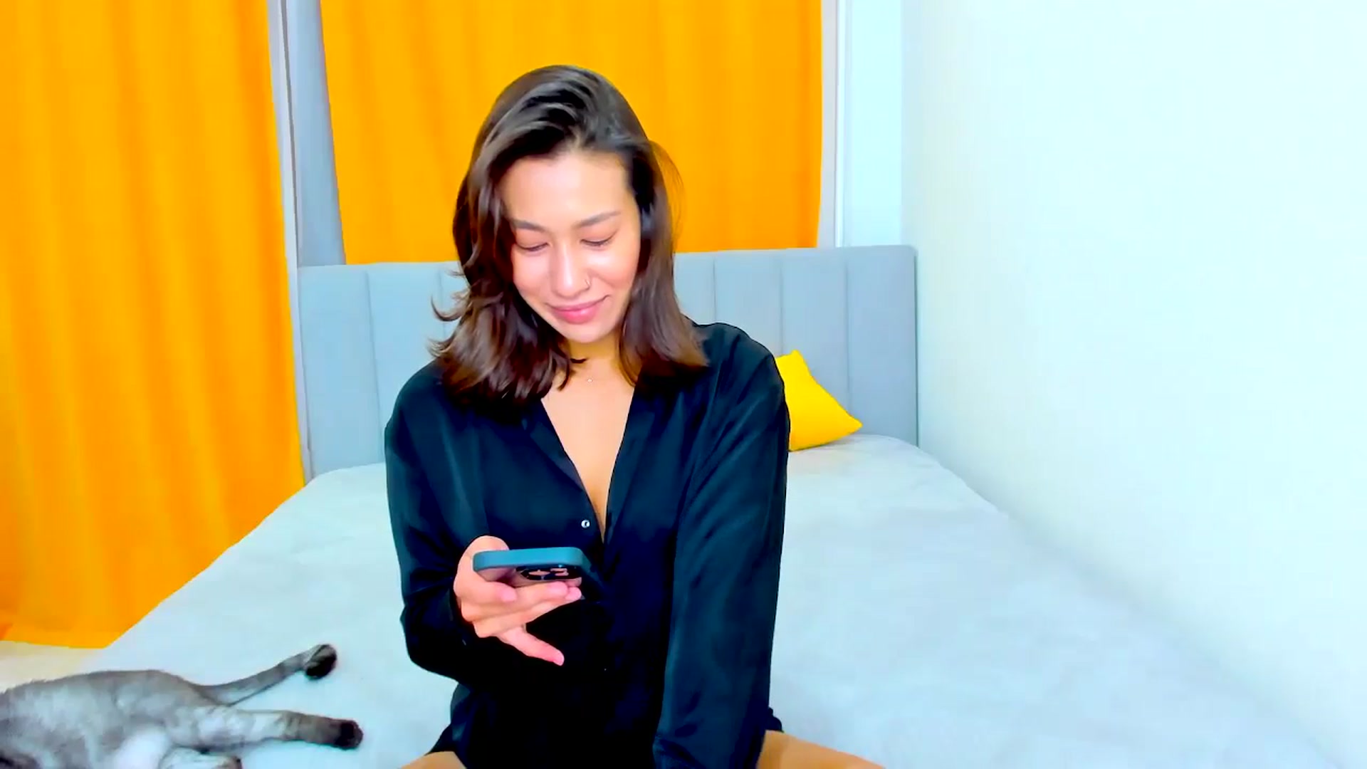 Gallery image thumbnail from EtherealBella's myfreecams stream on, 09/21/2024, 19:16 image 16 of 20