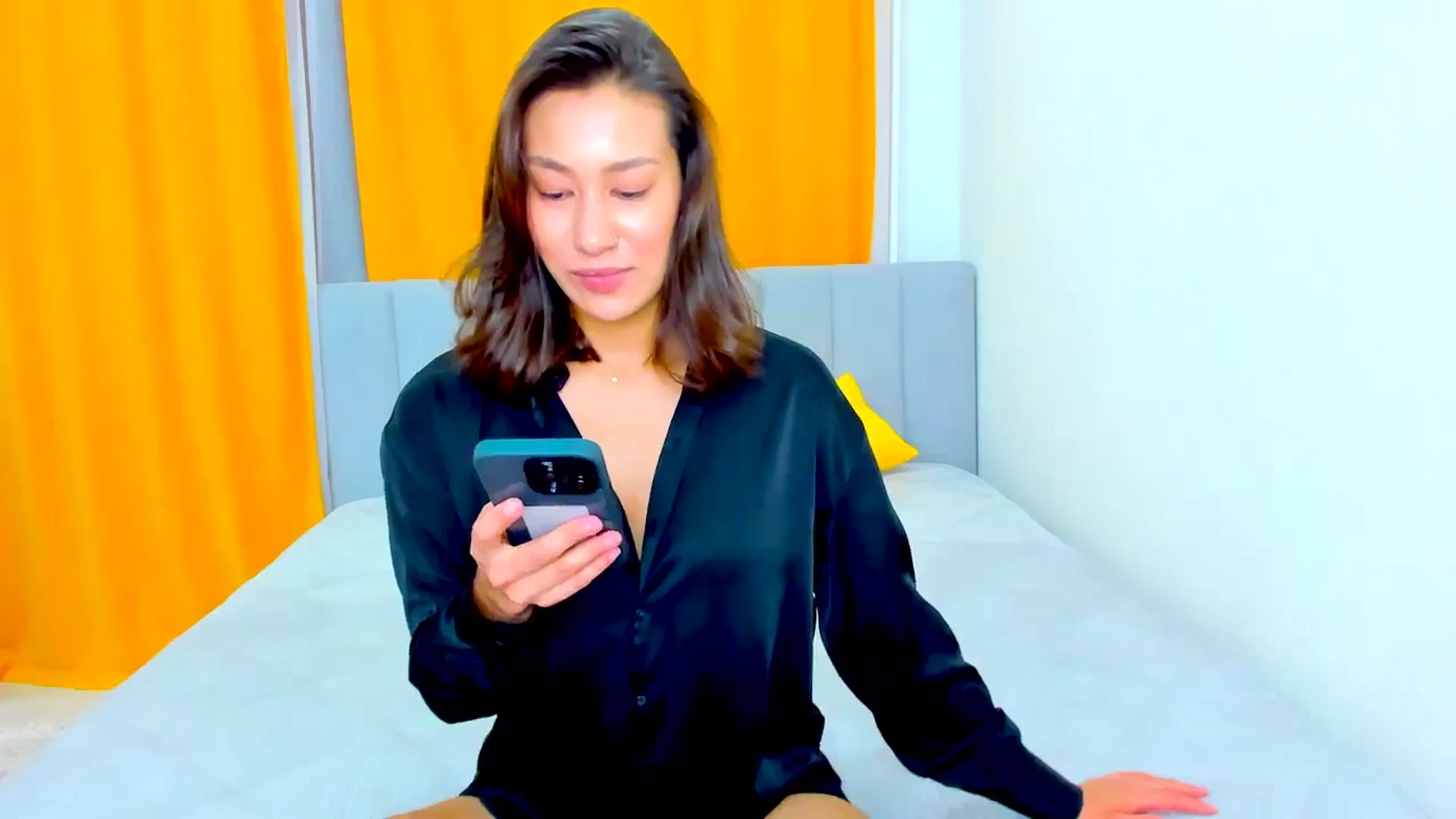 Gallery image thumbnail from EtherealBella's myfreecams stream on, 09/21/2024, 19:16 image 8 of 20
