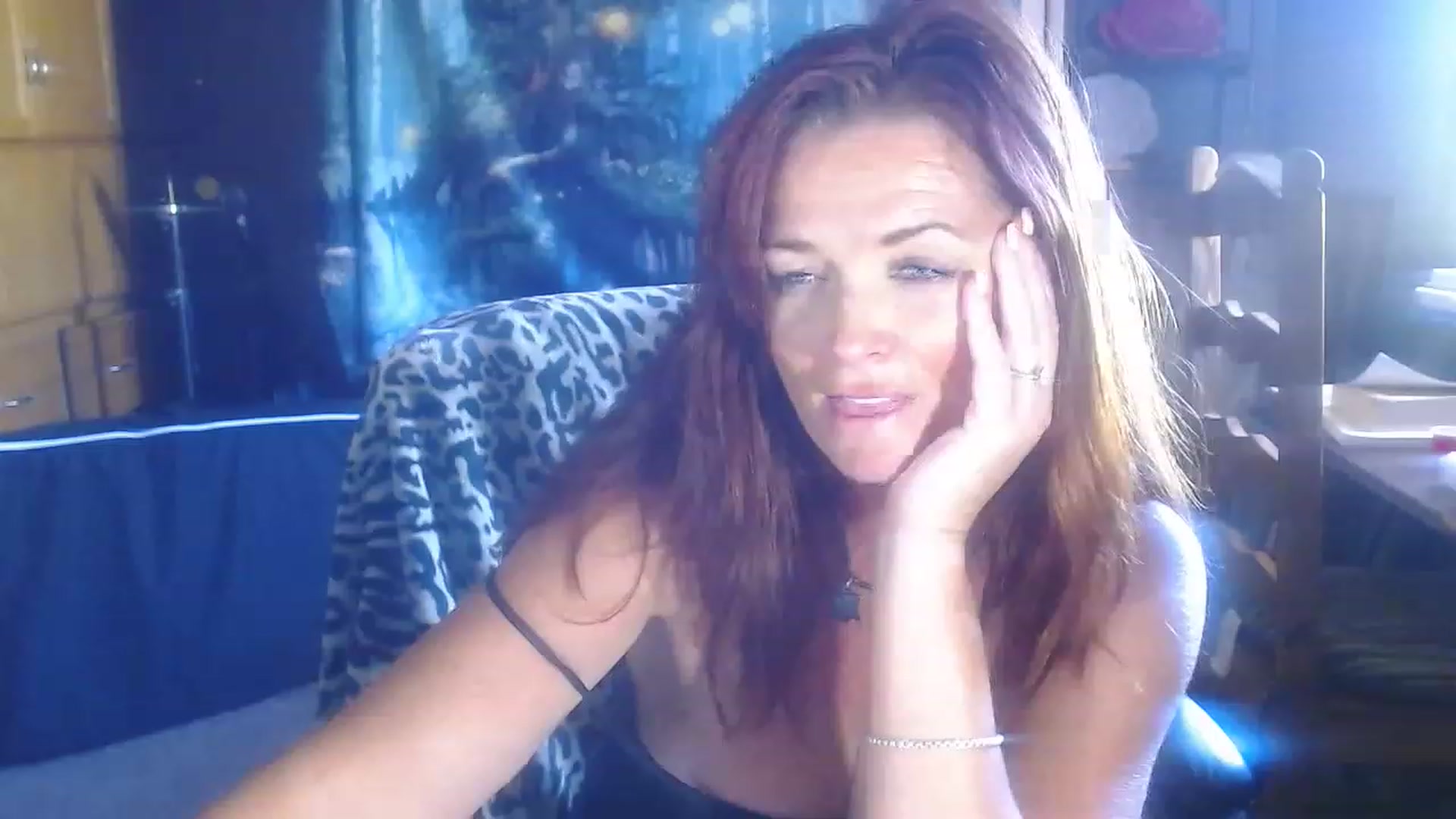 Gallery image thumbnail from EuphoriaLuv's myfreecams stream on, 05/09/2023, 17:21 image 19 of 20