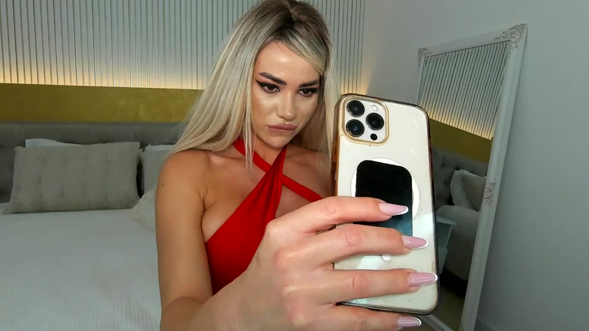Gallery image thumbnail from EuphoriaQueen's myfreecams stream on, 11/29/2025, 17:47 image 12 of 20