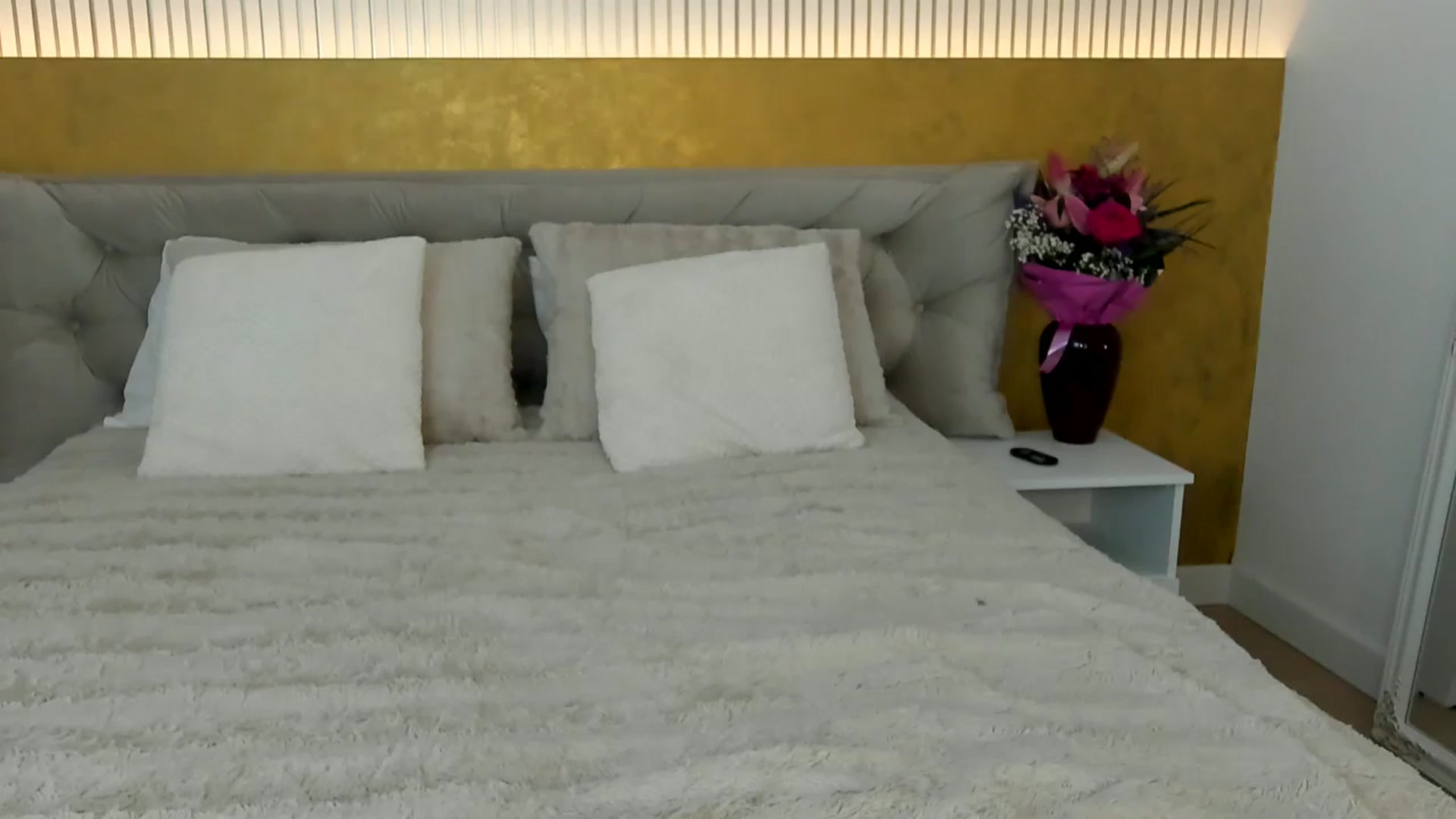 Gallery image thumbnail from EuphoriaQueen's myfreecams stream on, 12/03/2025, 13:39 image 17 of 20